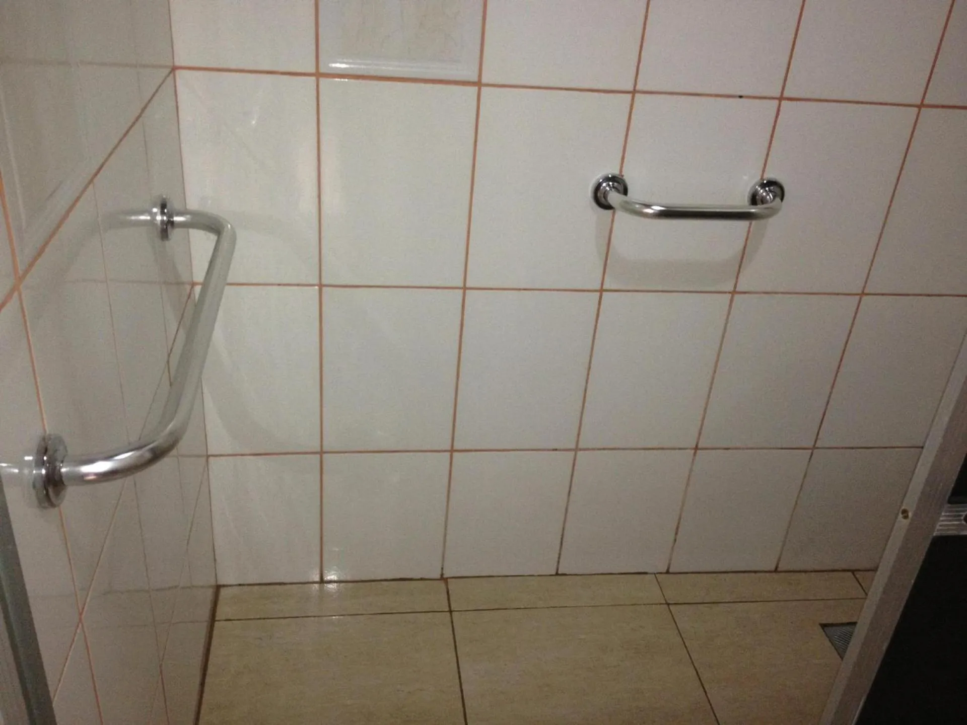 Shower in Pousada Tropicalia