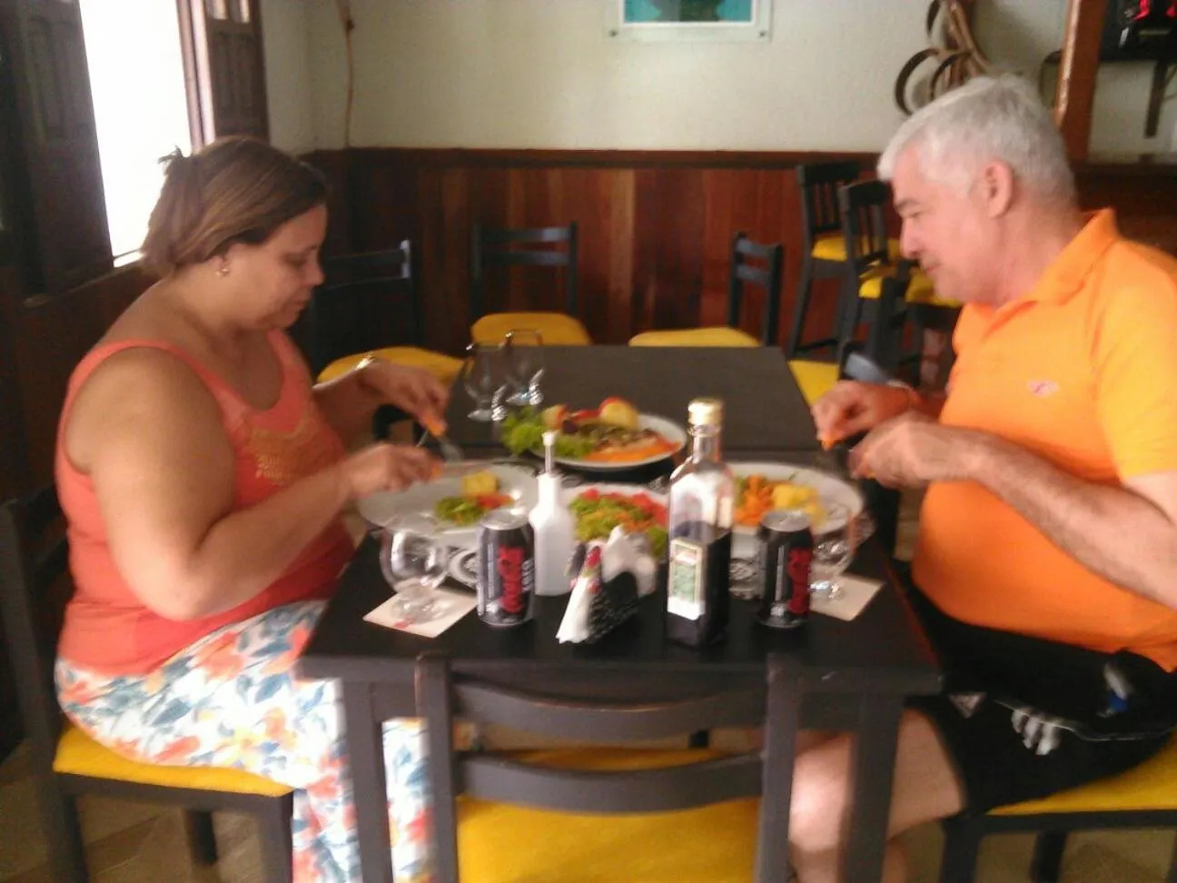 Restaurant/places to eat in Pousada Tropicalia