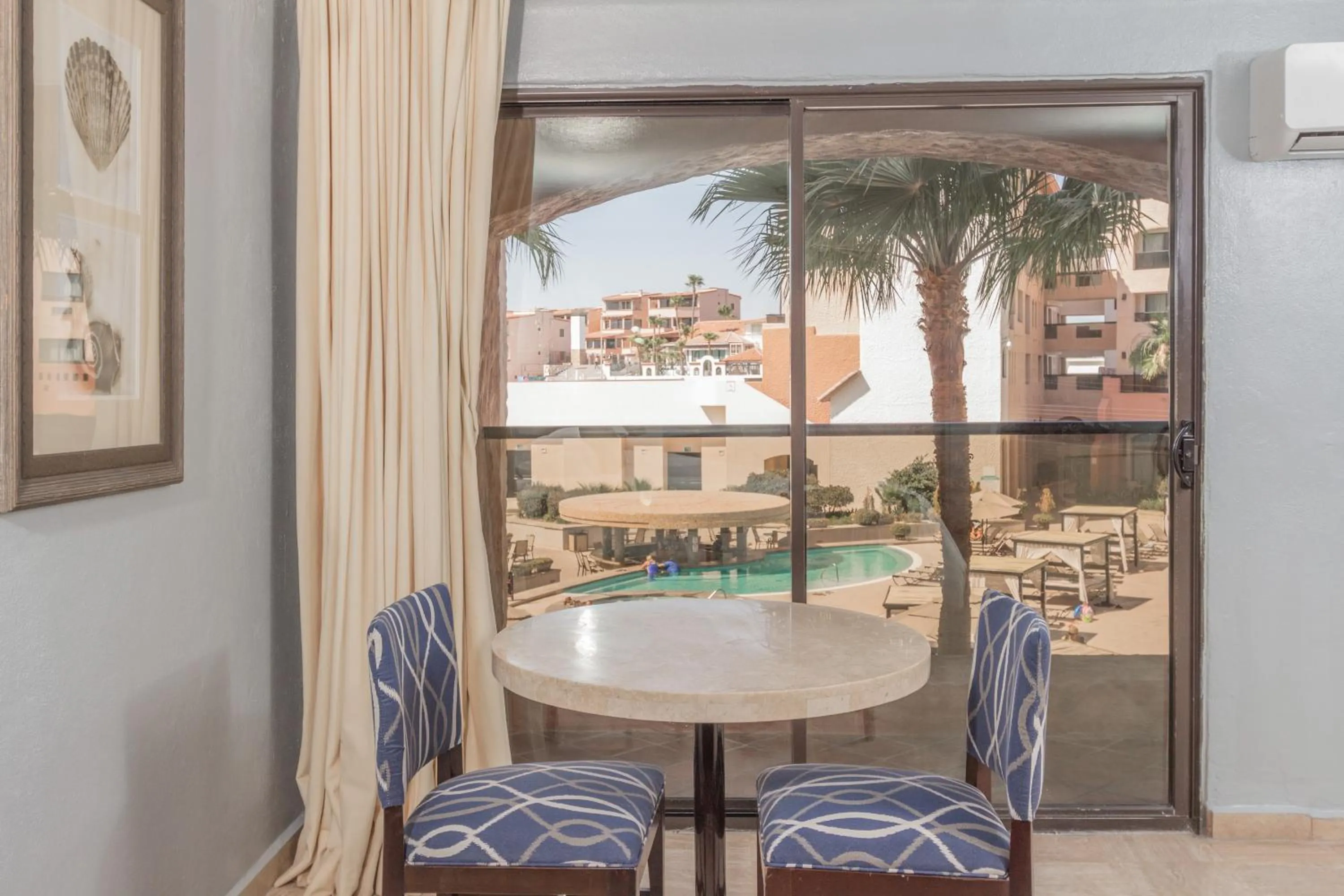 Nightclub / DJ in Peñasco del Sol Hotel