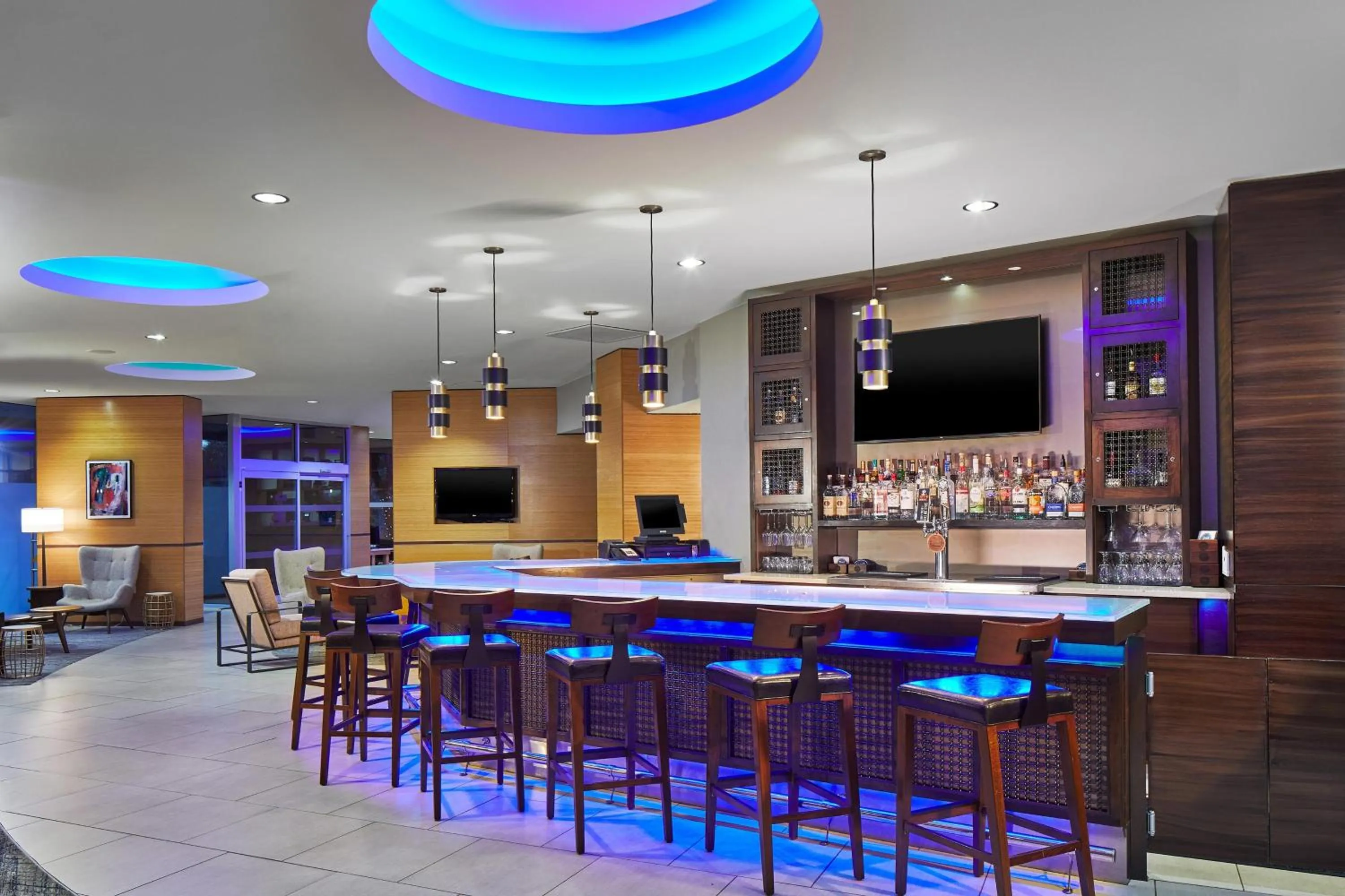 Lounge or bar in Four Points by Sheraton Tallahassee Downtown