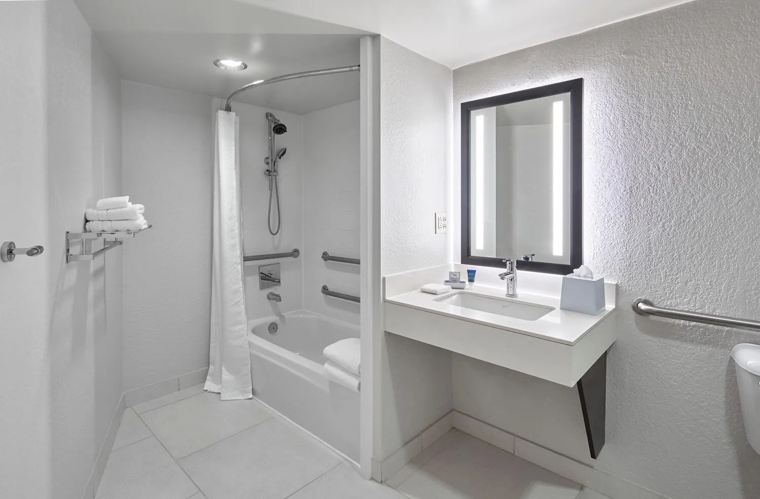 Bathroom in Four Points by Sheraton Tallahassee Downtown