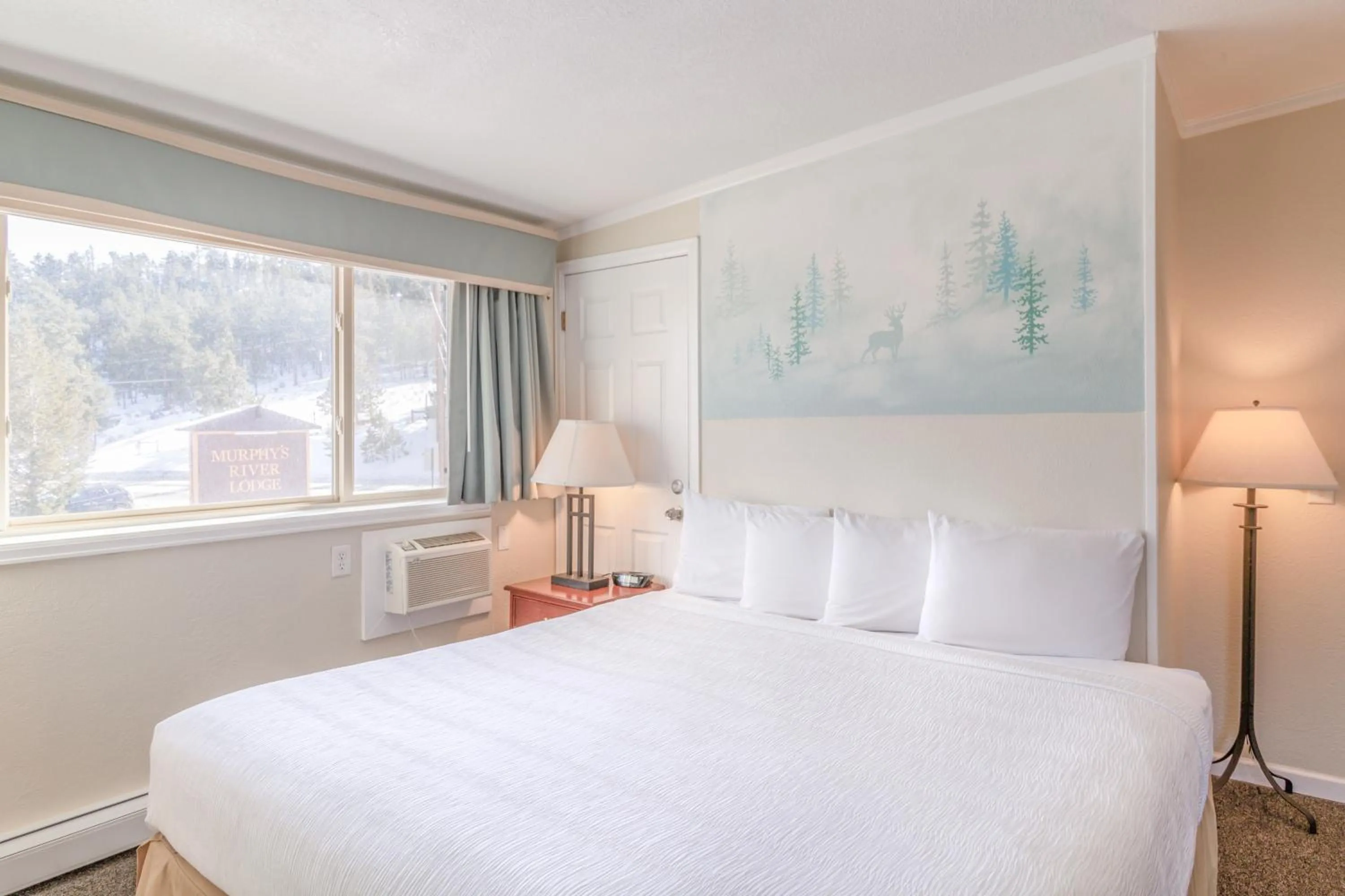 Bedroom, Bed in Murphy's River Lodge