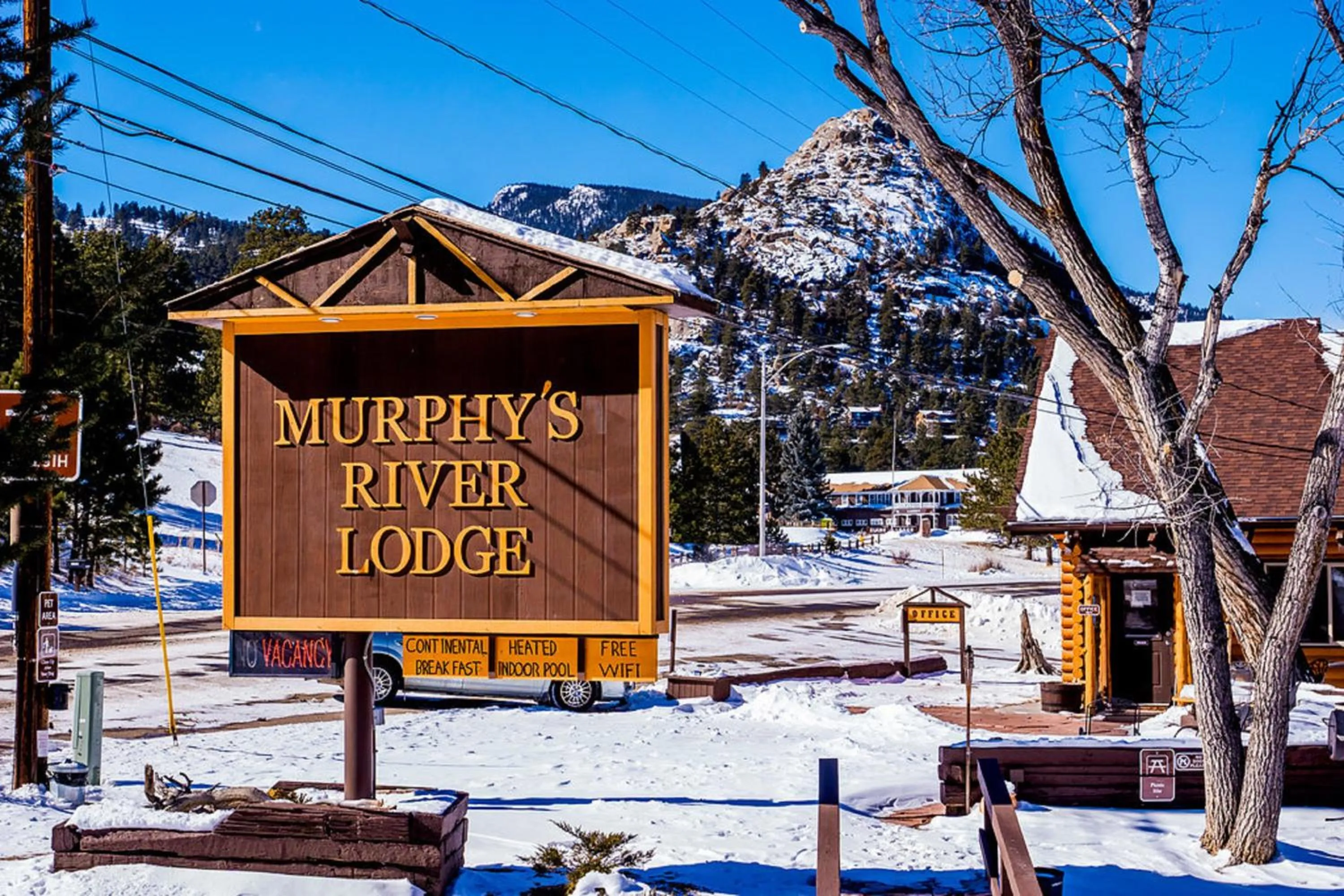 Property logo or sign in Murphy's River Lodge