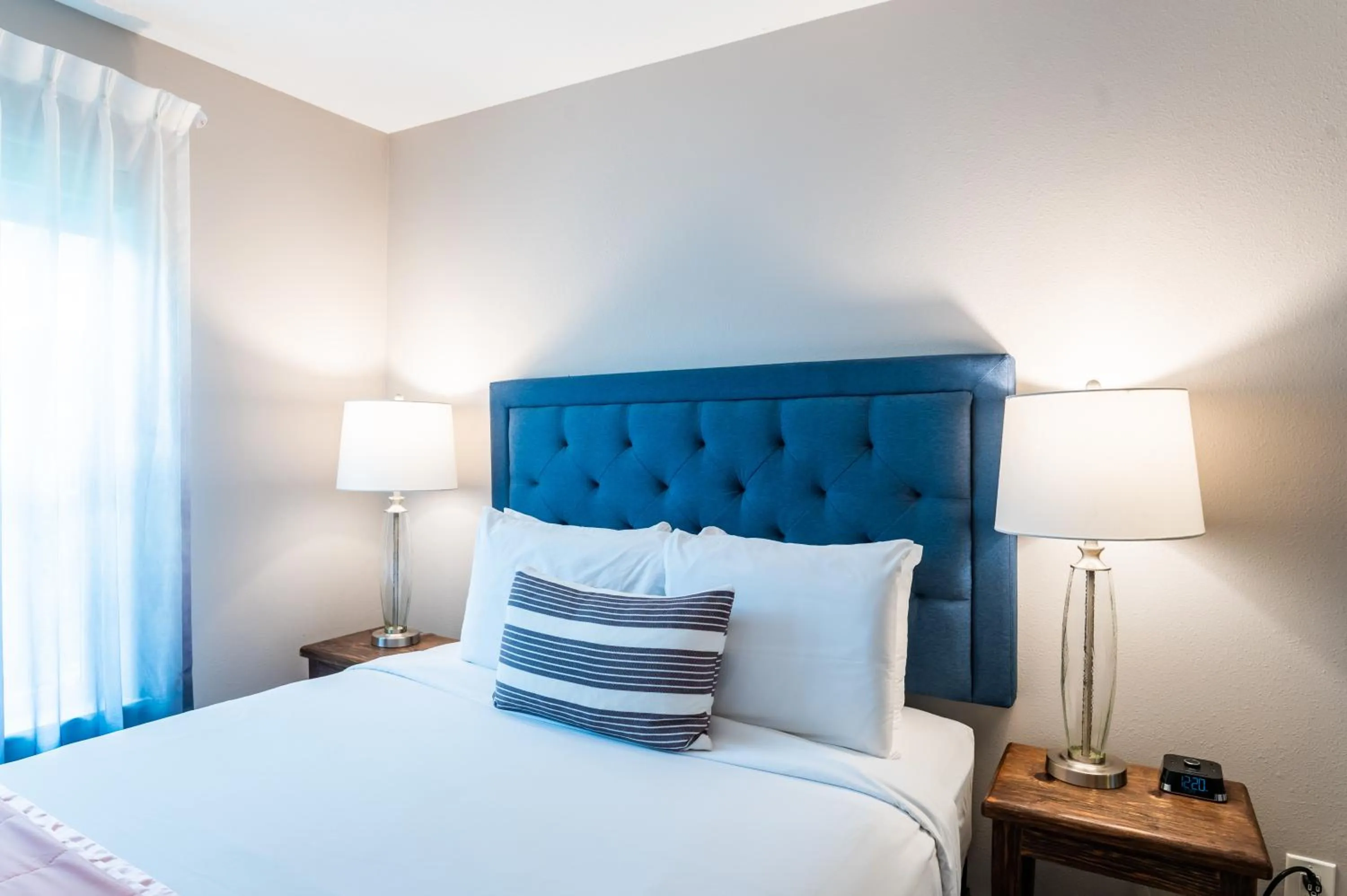 Bed in Inn at Haystack Rock