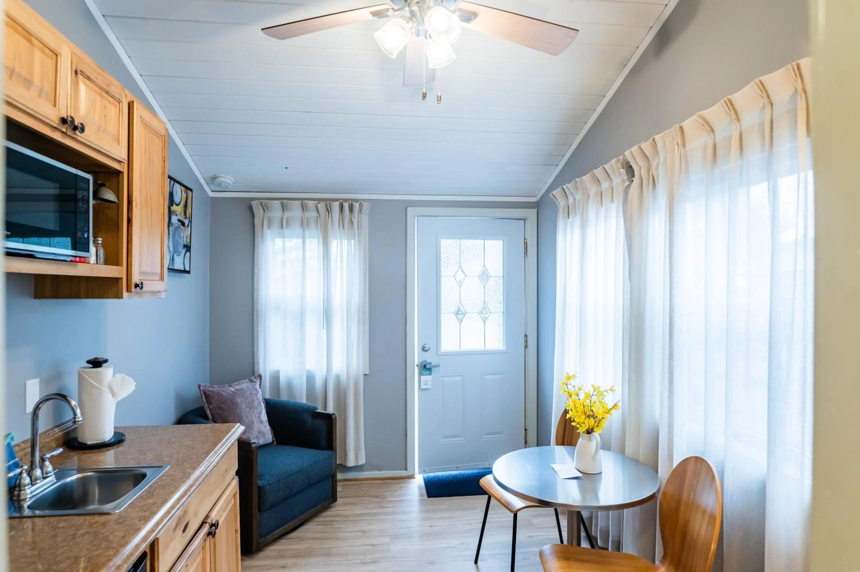 Inn at Haystack Rock