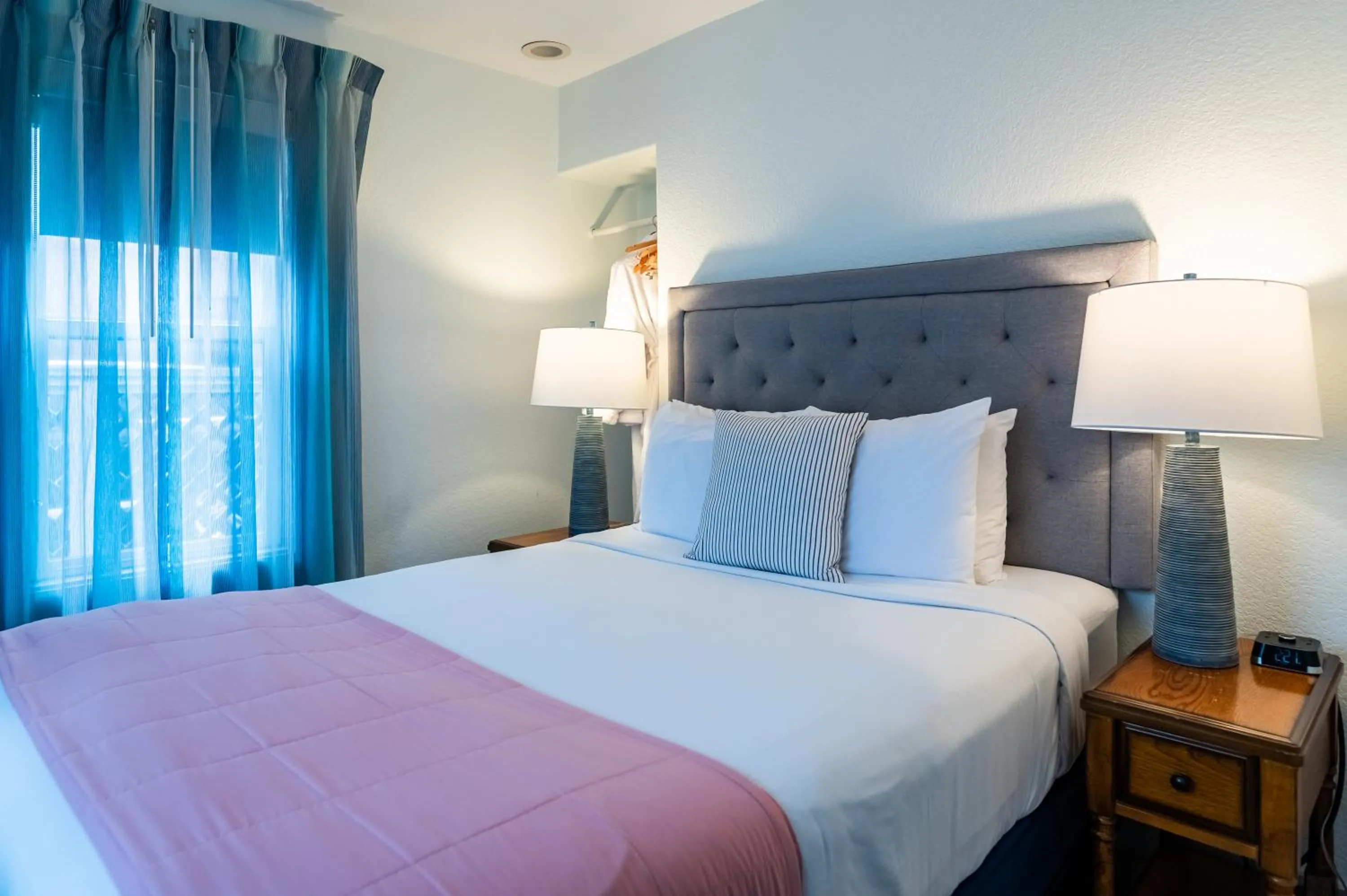 Bed in Inn at Haystack Rock