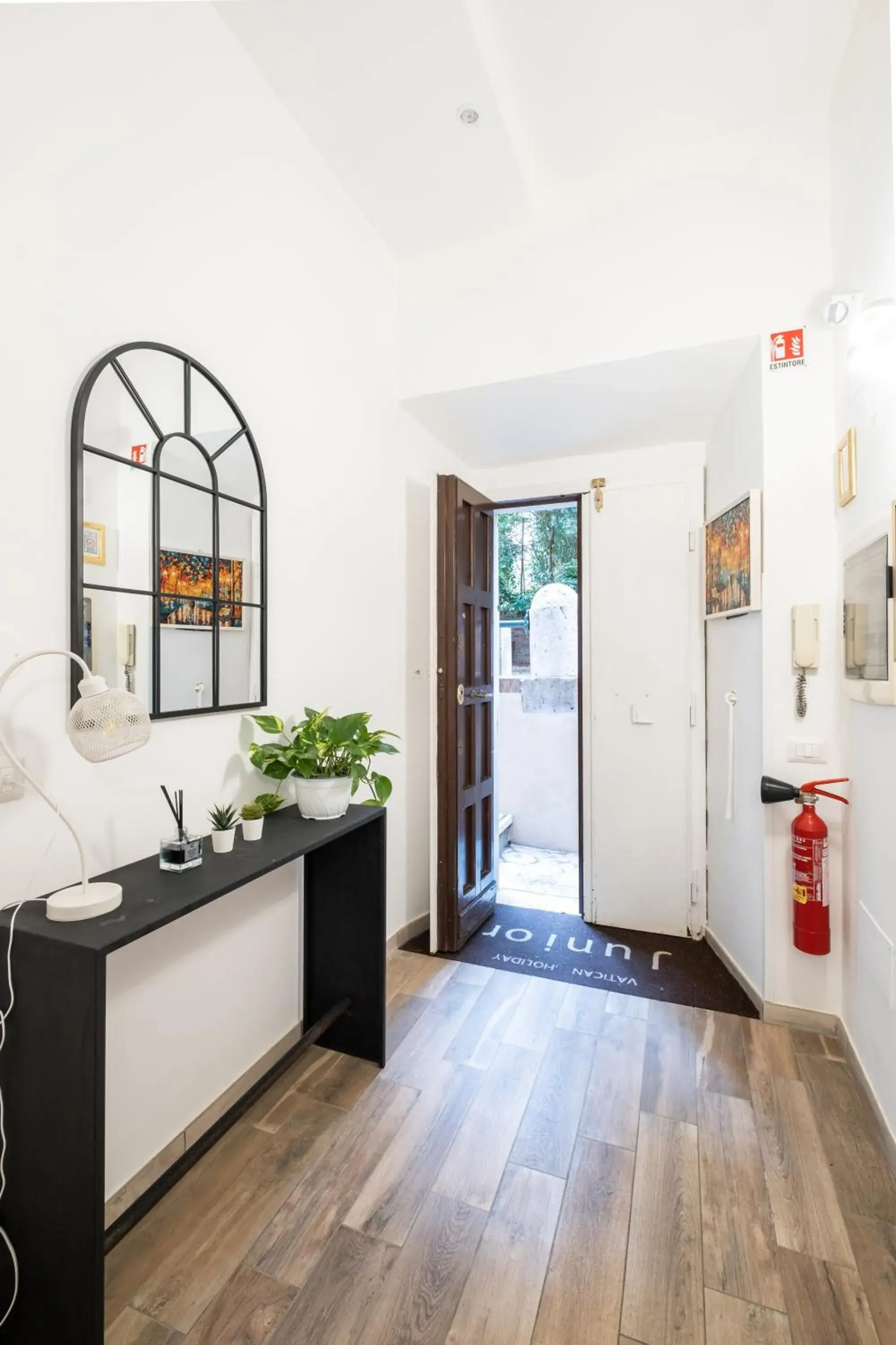 Double or Twin Room in Vatican36 Guest House Double or Twin Room in Vatican36 Guest House