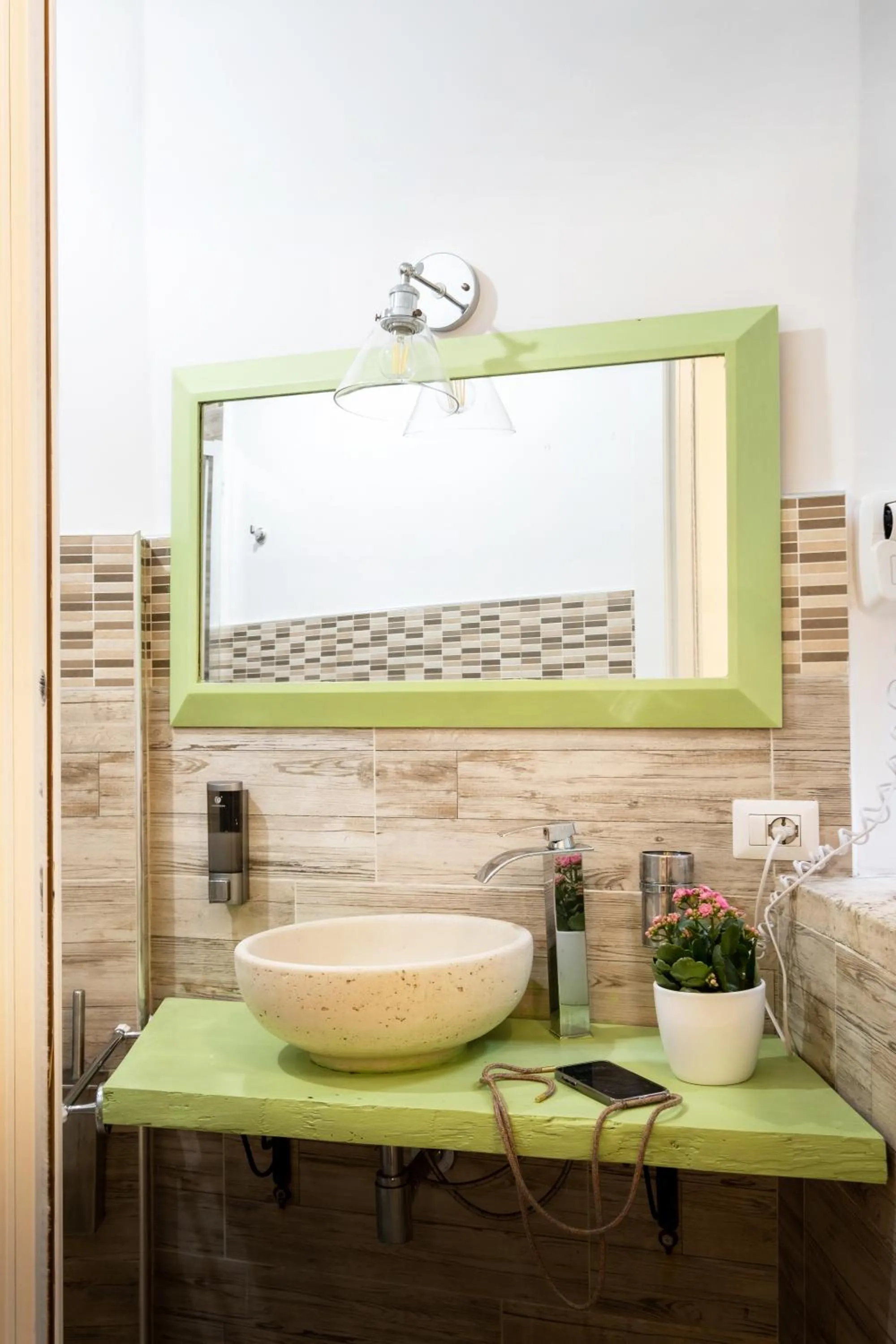 Bathroom in Vatican36 Guest House