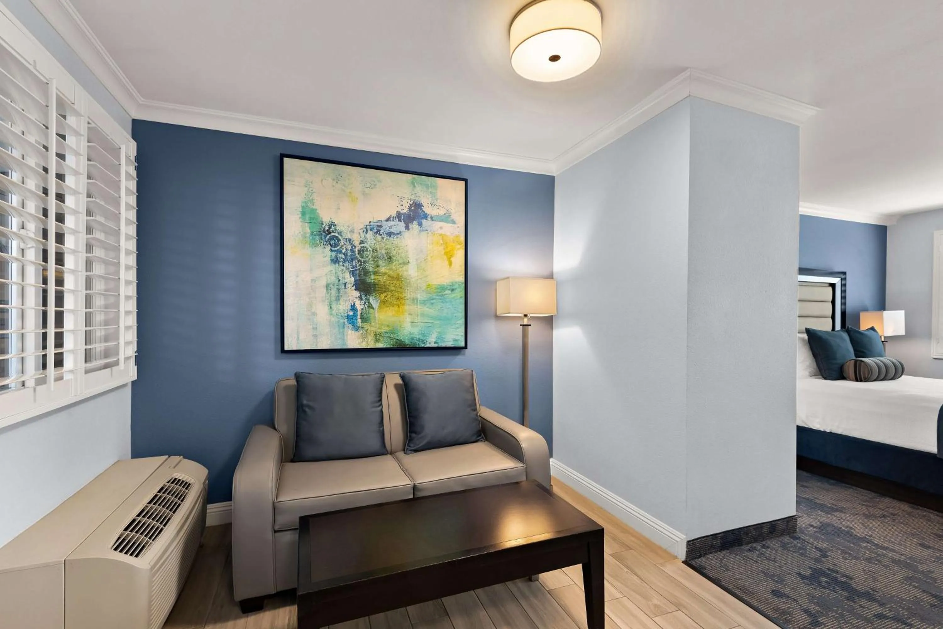 Bedroom, Bed in City Express by Marriott Manhattan Beach