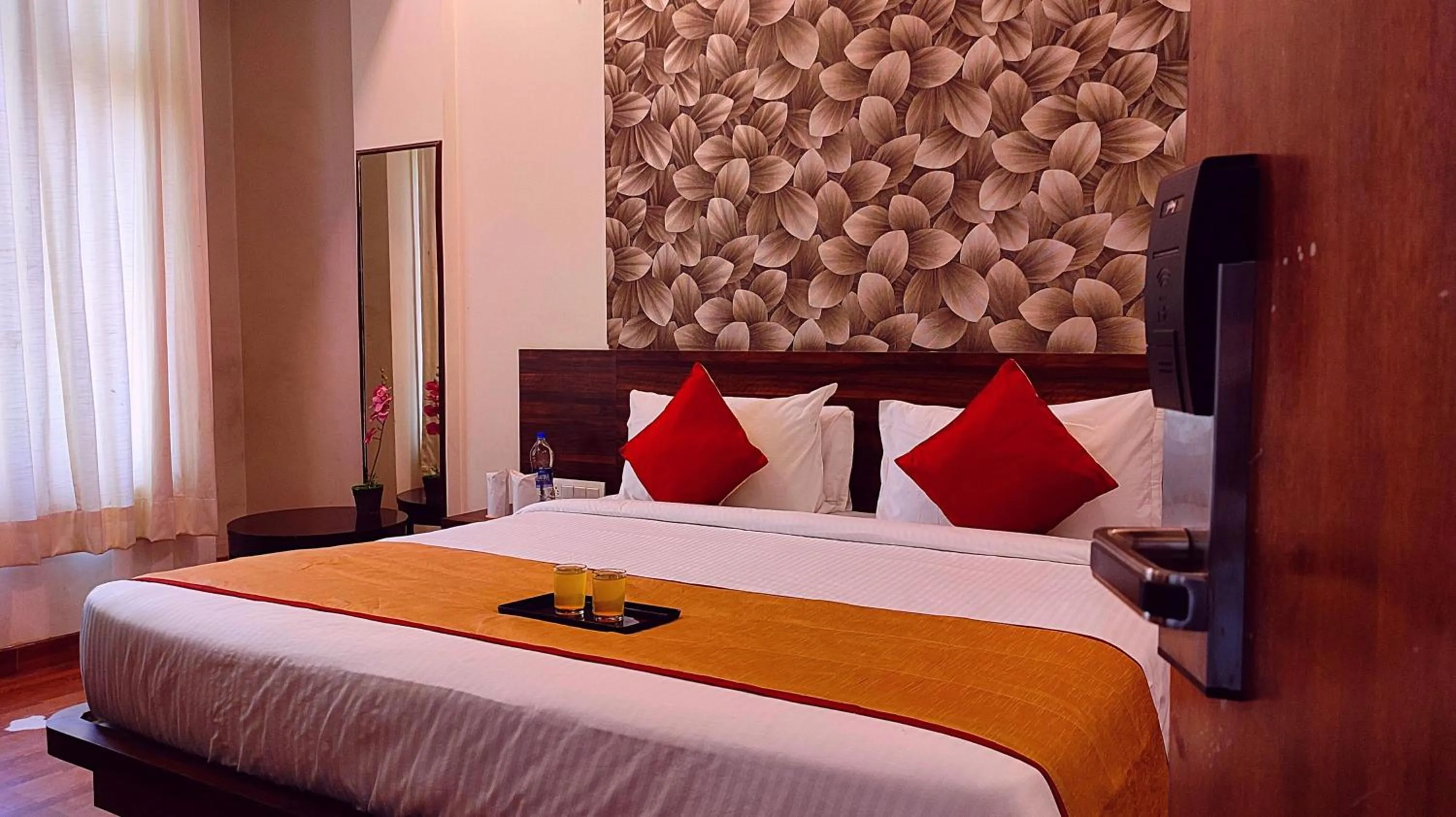 Hotel Sapphire World