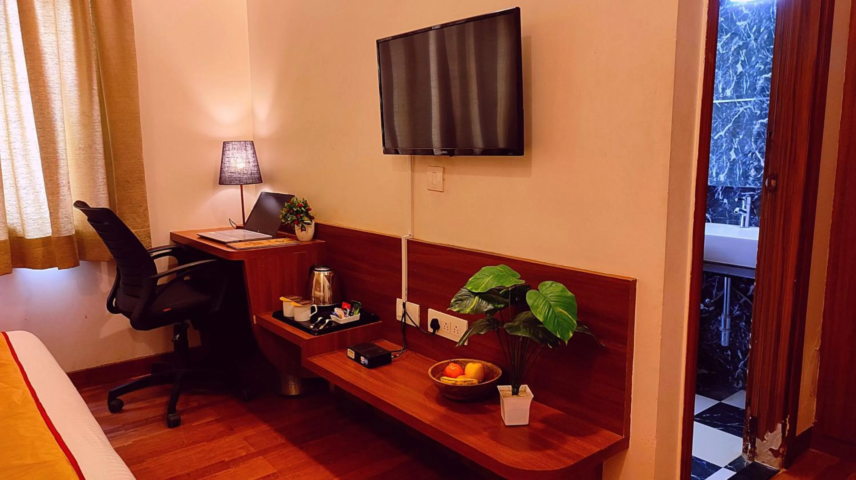 Hotel Sapphire World