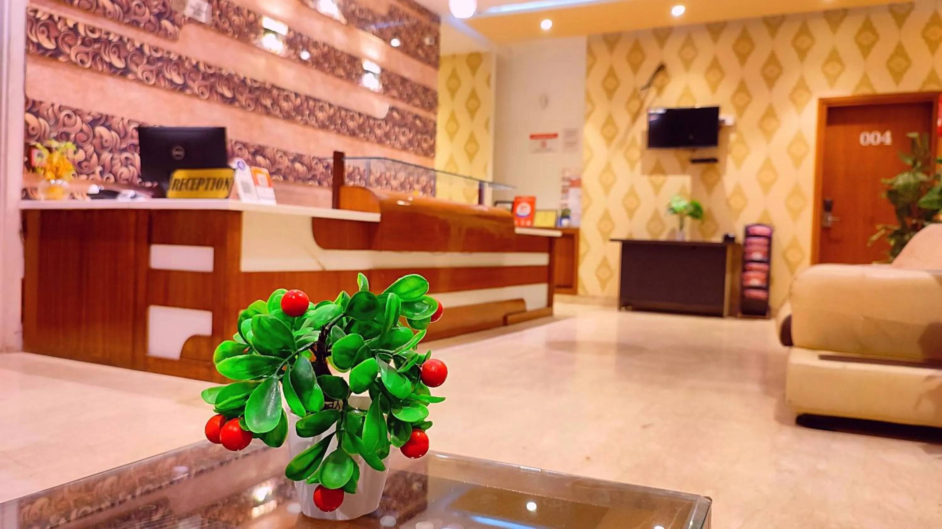 Hotel Sapphire World