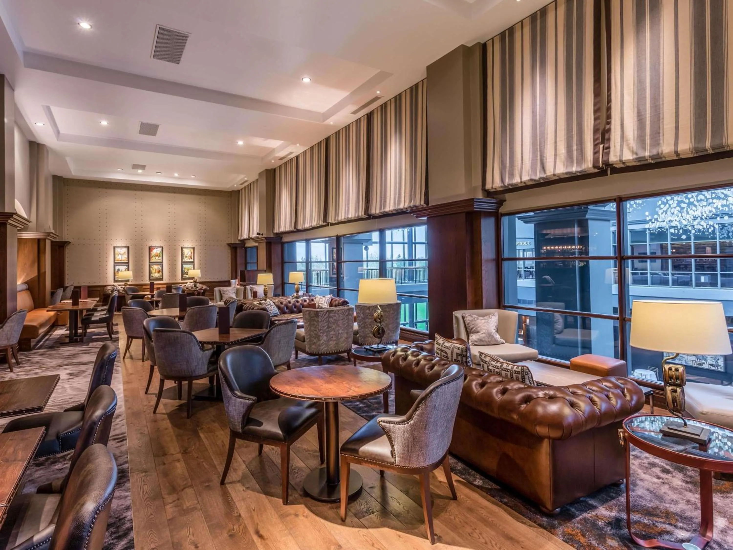 Lounge or bar in Fairmont St Andrews, Scotland