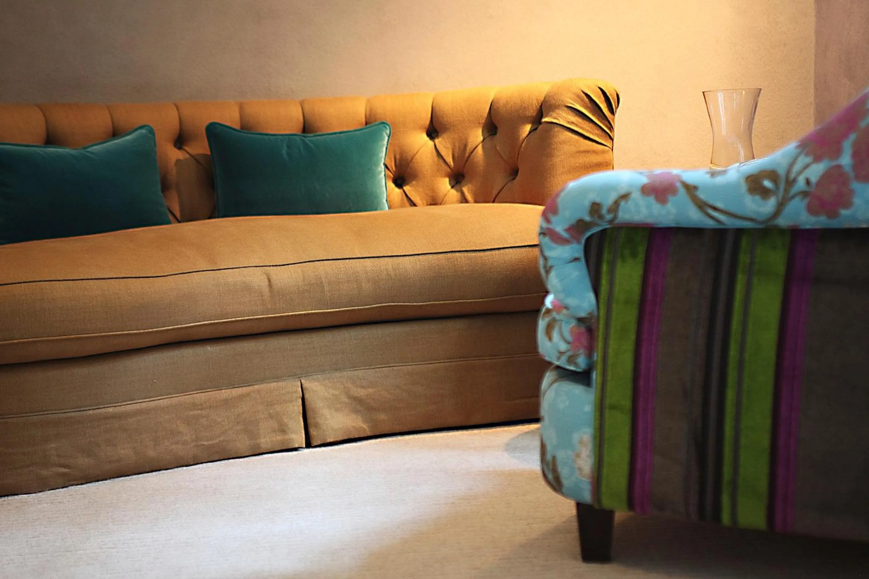 Living room, Bed in L'Alcazar