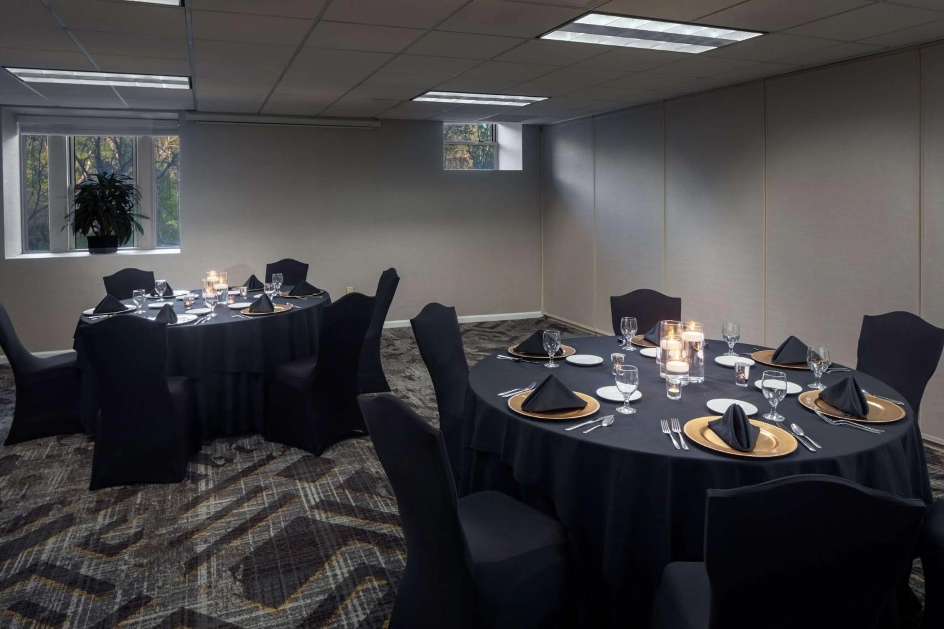 Meeting/conference room in The Elms Hotel & Spa, a Destination by Hyatt Hotel