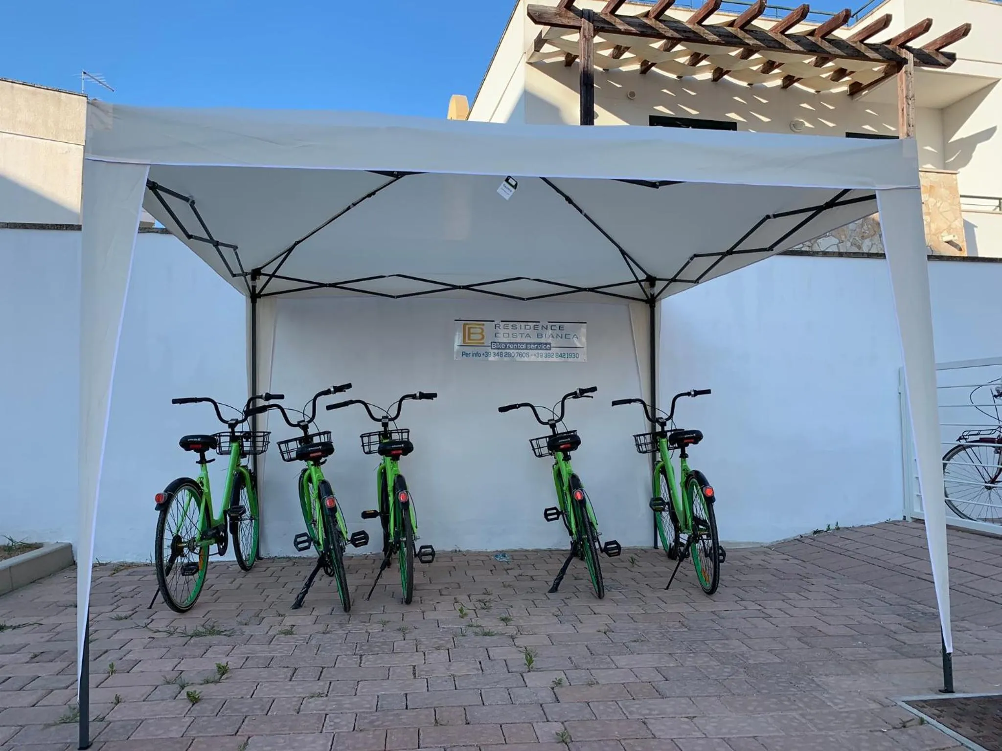 Other in Residence Costa Bianca