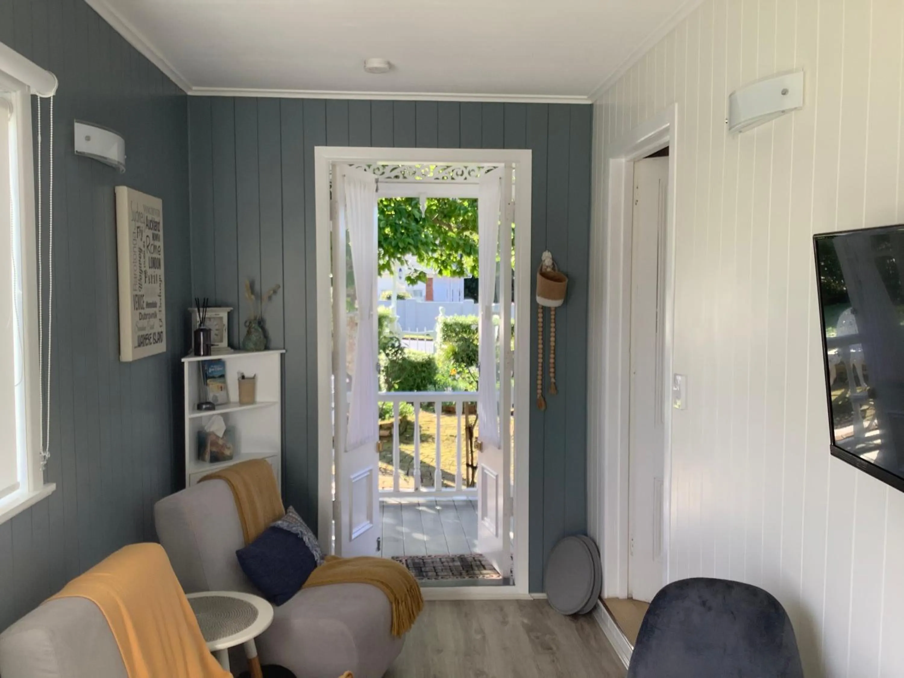 Inner courtyard view in Chelsea House Bed & Breakfast