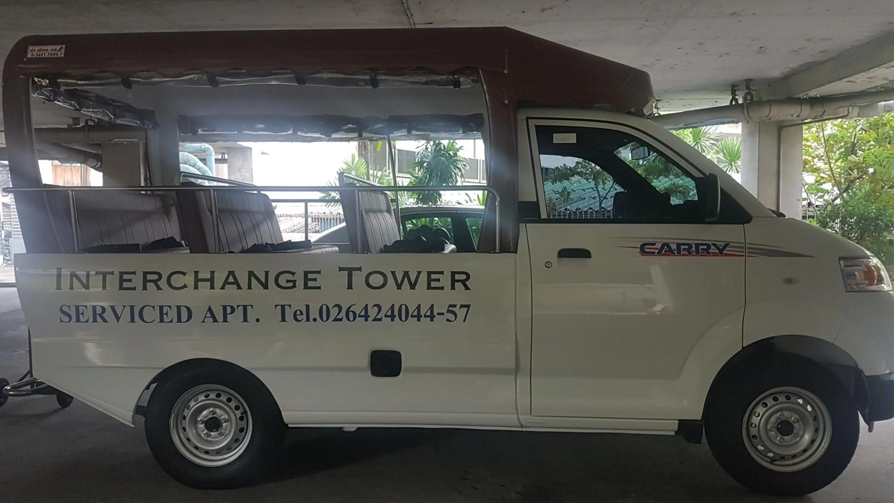 People in Interchange Tower Serviced Apartment - SHA Extra Plus