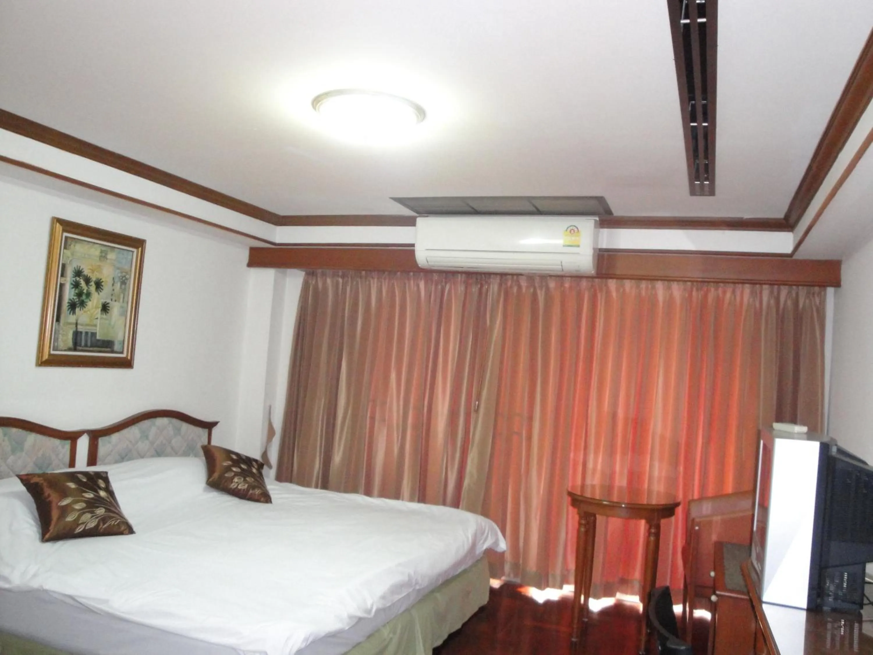 Photo of the whole room, Bed in Interchange Tower Serviced Apartment - SHA Extra Plus