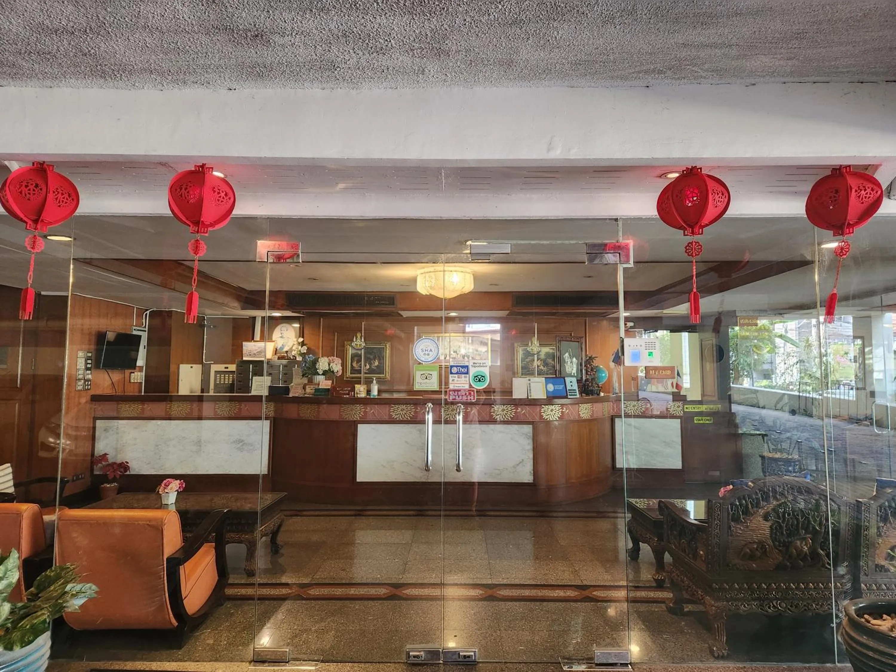 Property building in Interchange Tower Serviced Apartment - SHA Extra Plus