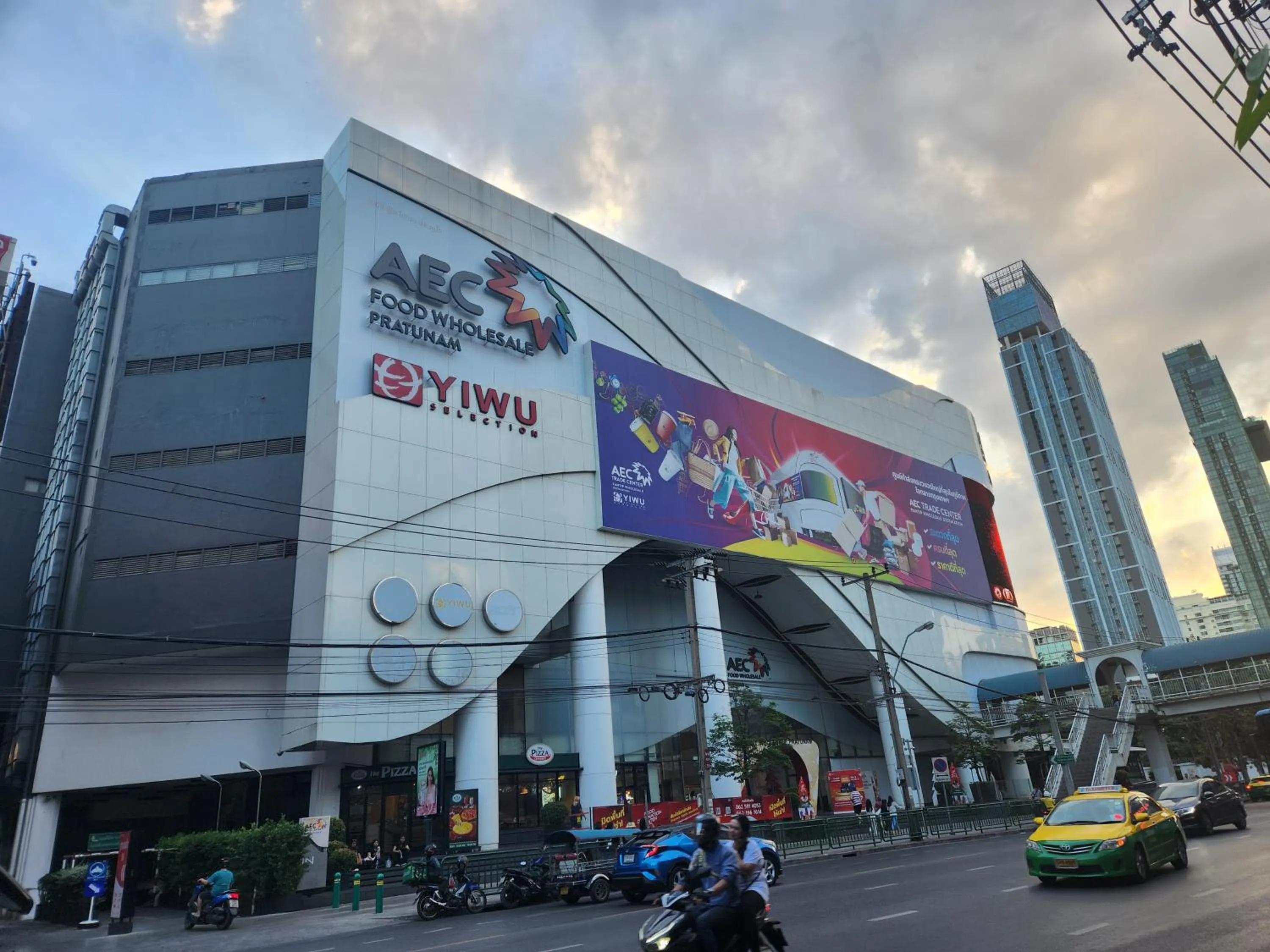 Shopping Area in Interchange Tower Serviced Apartment - SHA Extra Plus