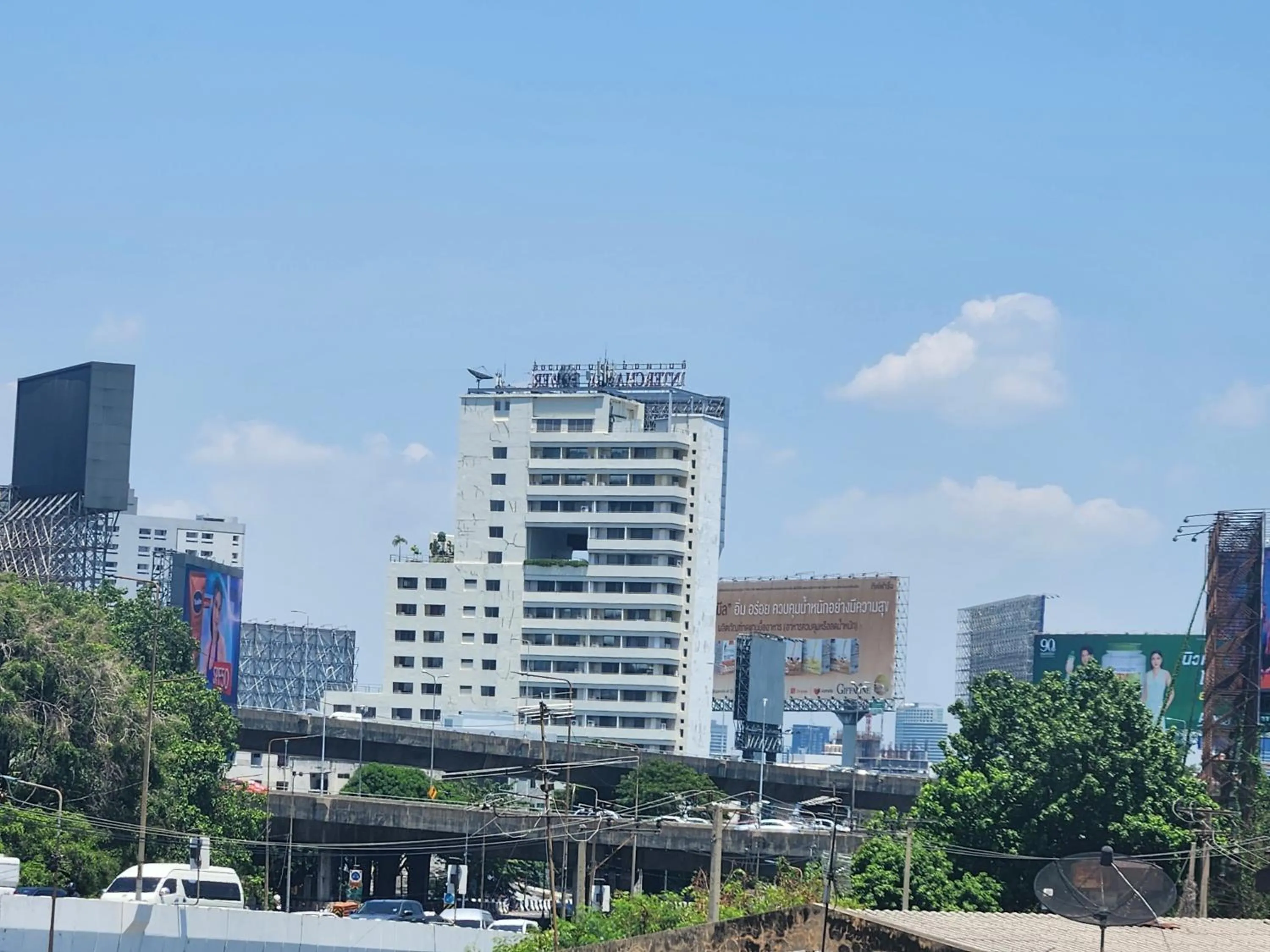 Property building in Interchange Tower Serviced Apartment - SHA Extra Plus