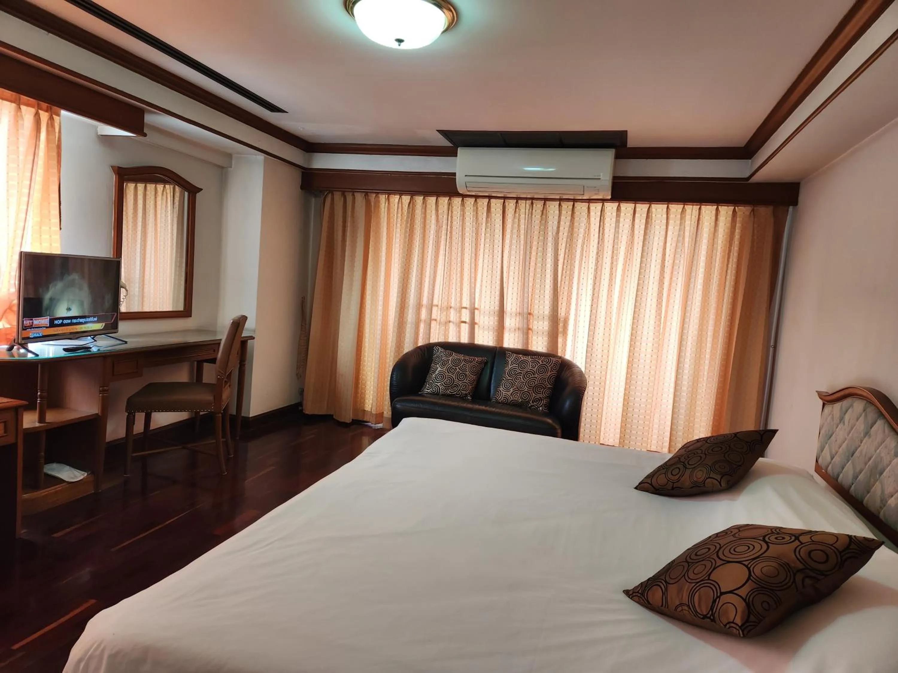 Bedroom, Bed in Interchange Tower Serviced Apartment - SHA Extra Plus