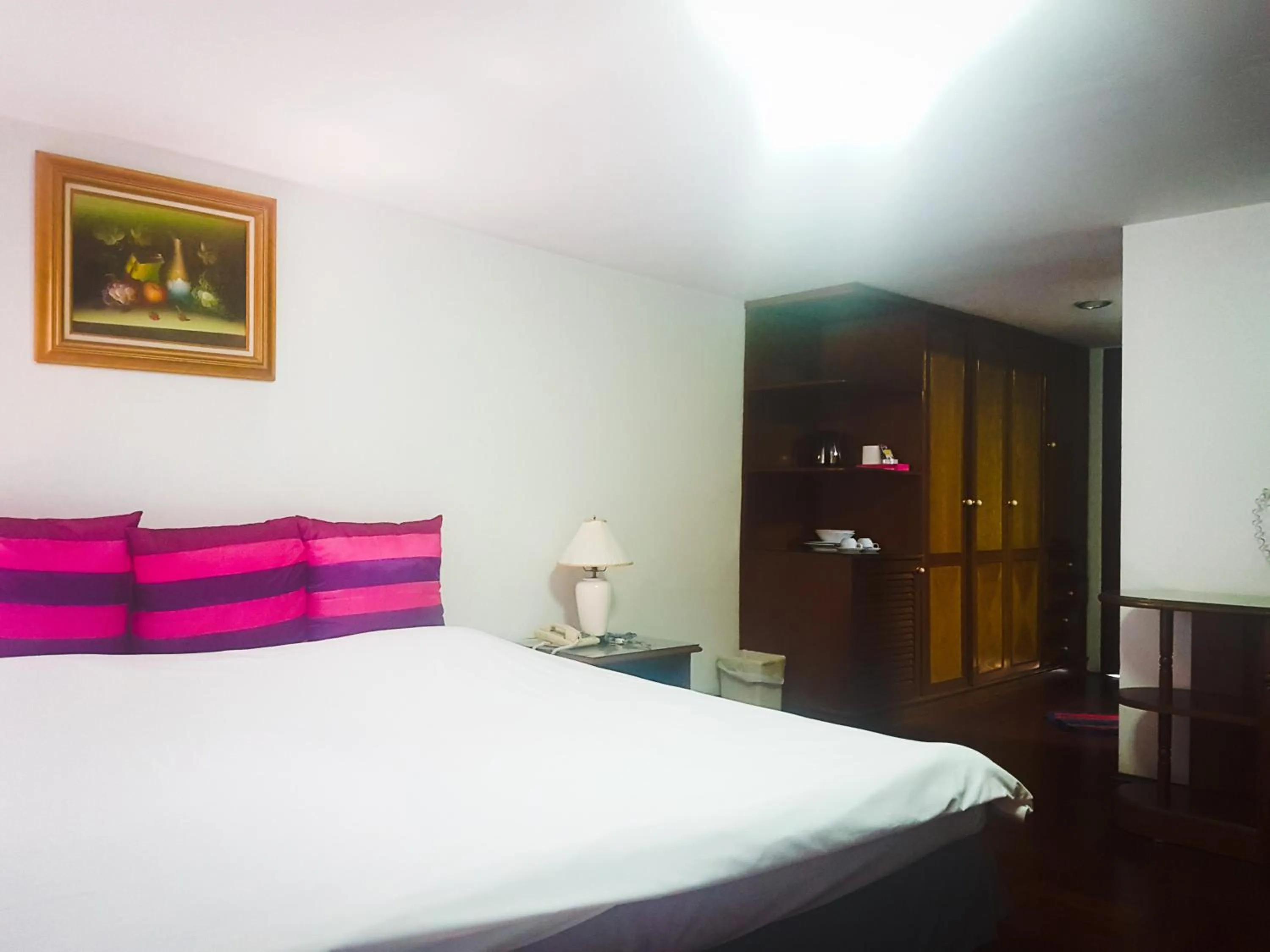 Photo of the whole room, Bed in Interchange Tower Serviced Apartment - SHA Extra Plus