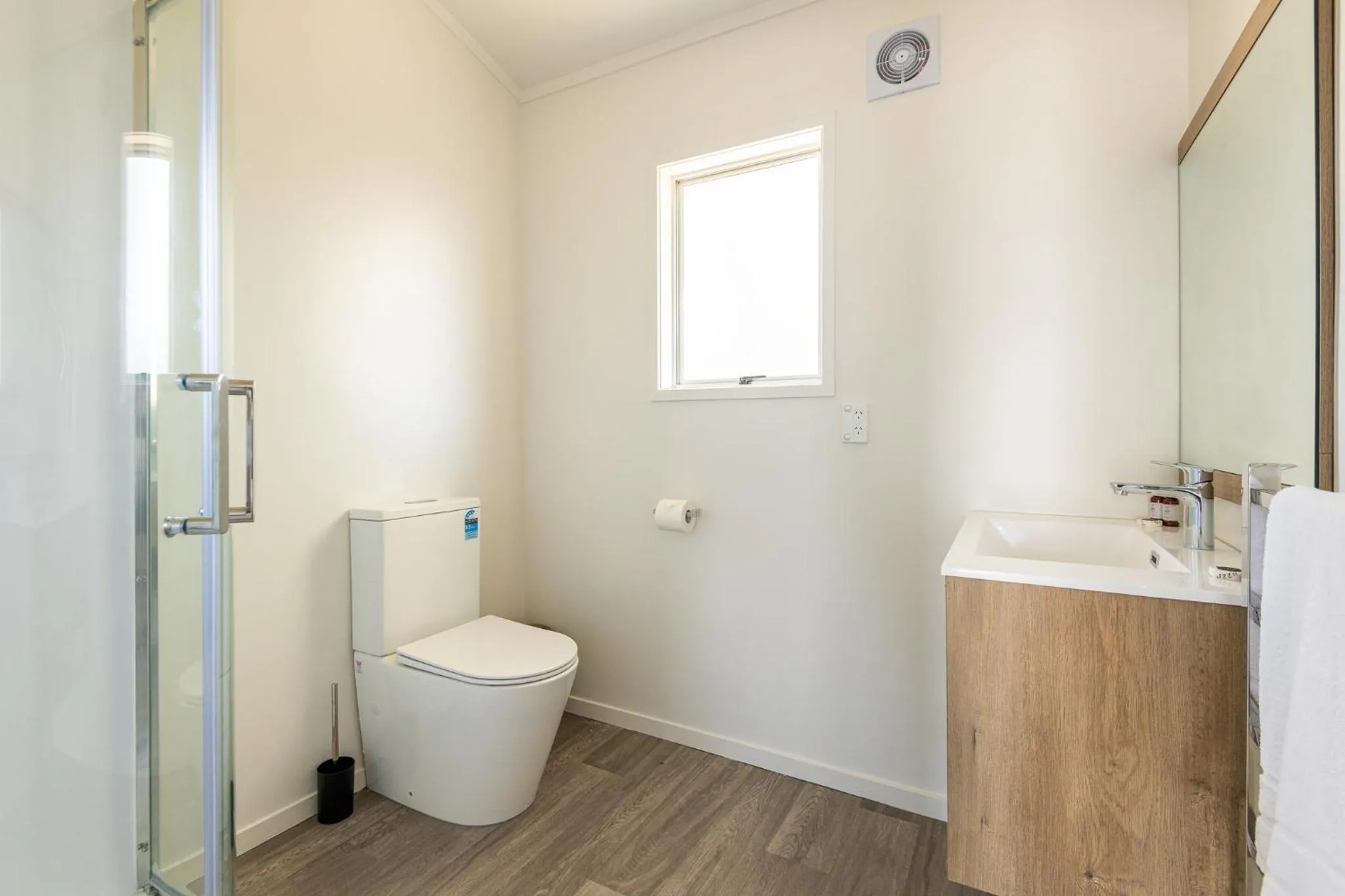 Aurora City Suites Motel