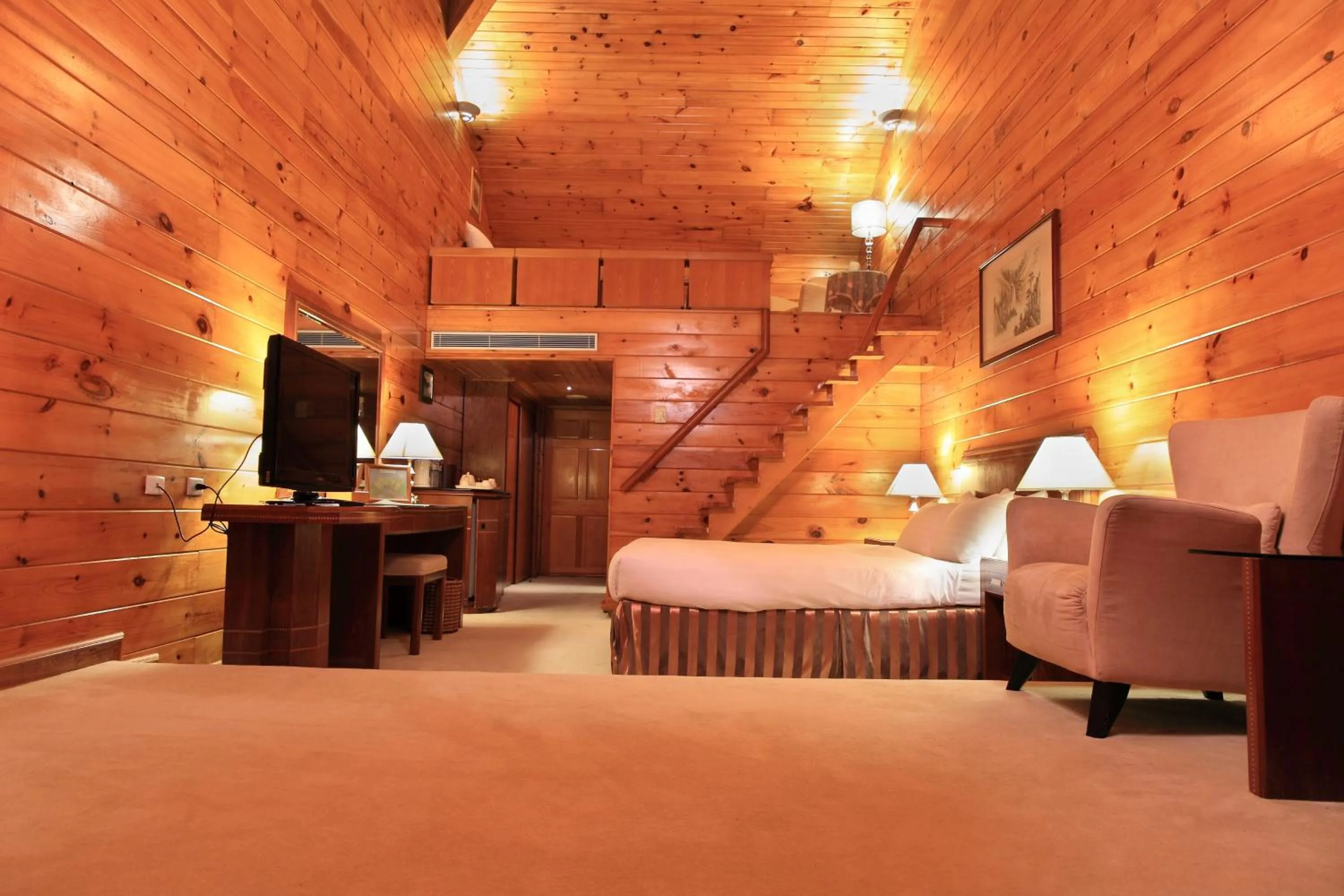 Photo of the whole room, Bed in The Richforest Hotel- Sun Moon Lake