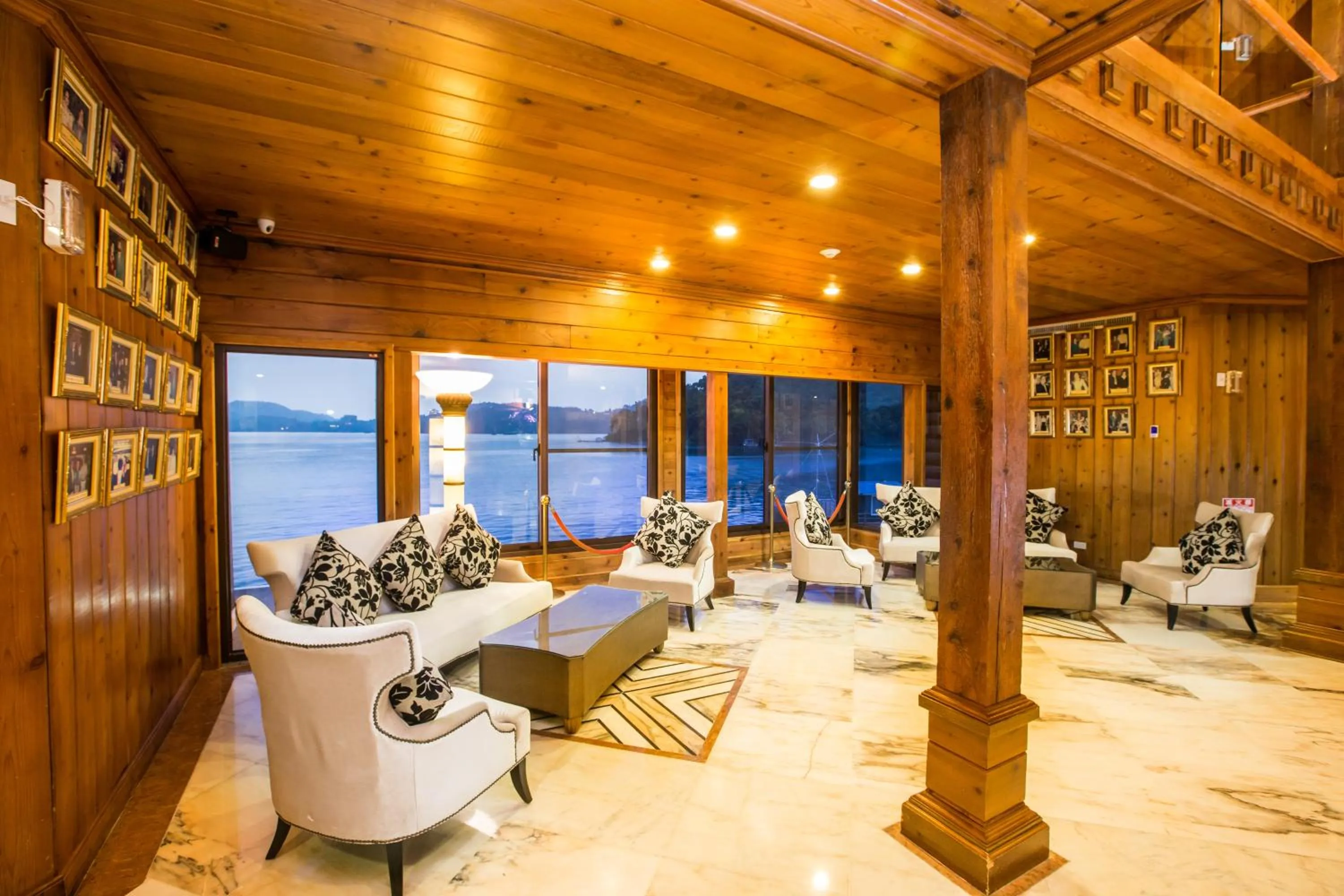 Lobby or reception in The Richforest Hotel- Sun Moon Lake