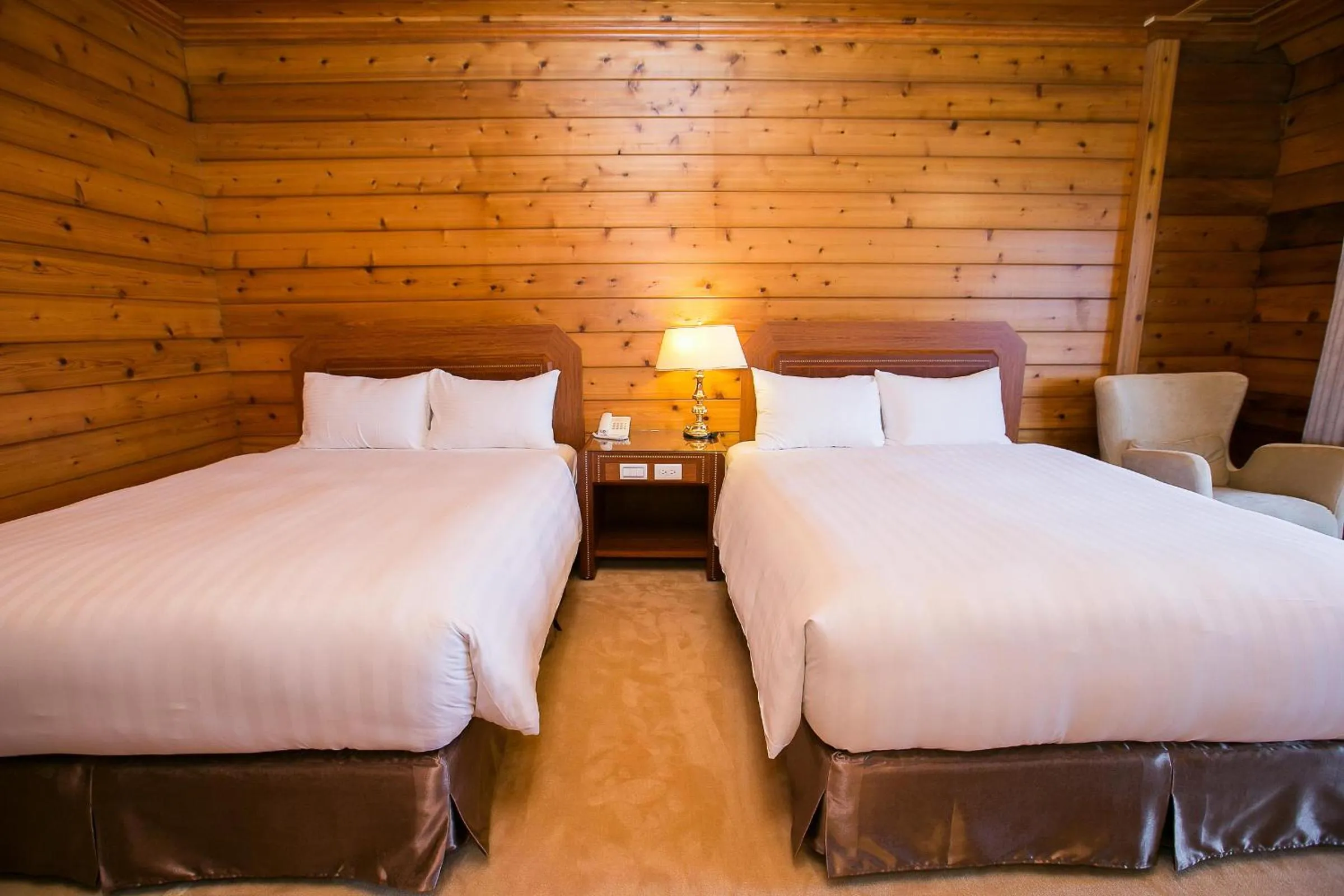 Bed in The Richforest Hotel- Sun Moon Lake