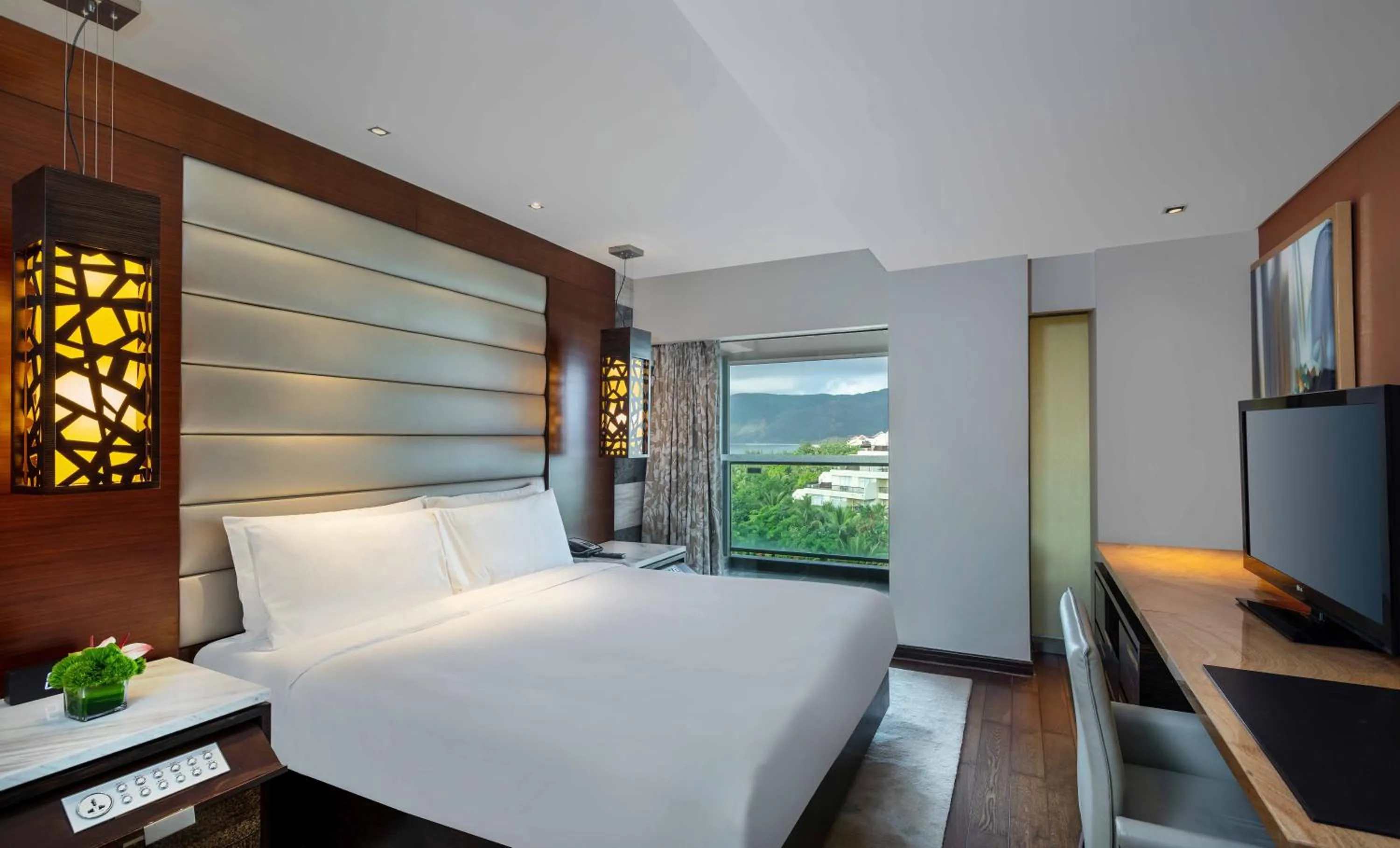 Bedroom, Bed in MGM Grand Sanya