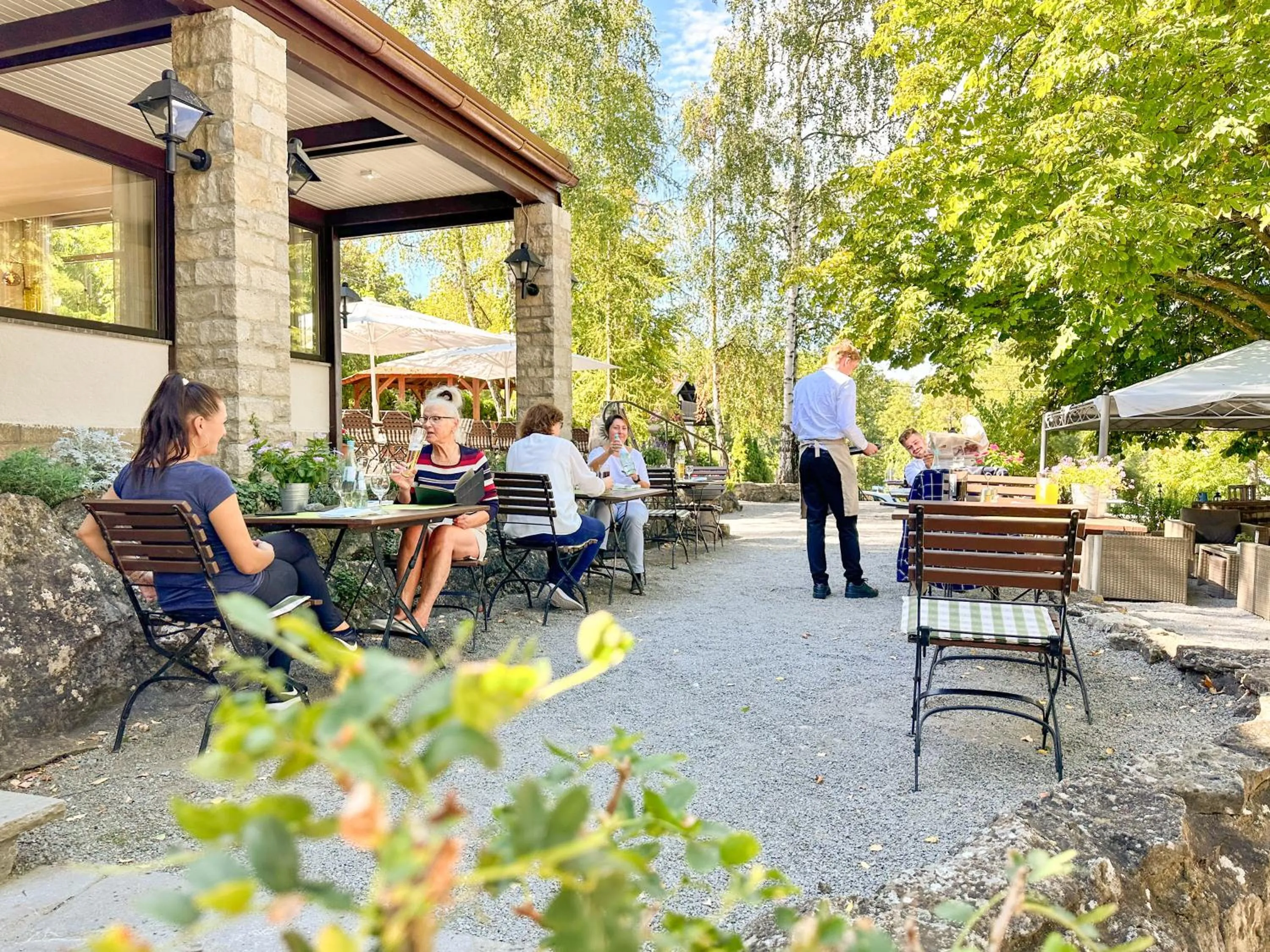 Restaurant/places to eat in Best Western Hotel Polisina