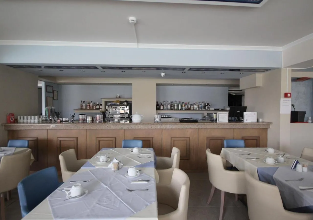 Restaurant/places to eat in Philoxenia Hotel