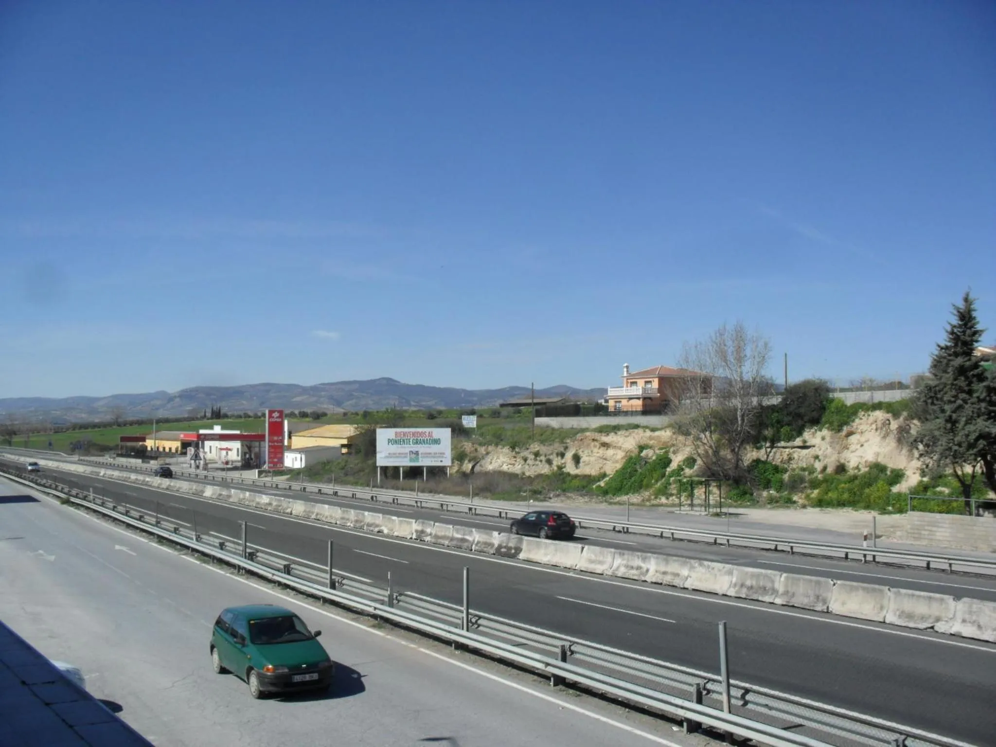 Area and facilities in Hotel El Cruce Moraleda