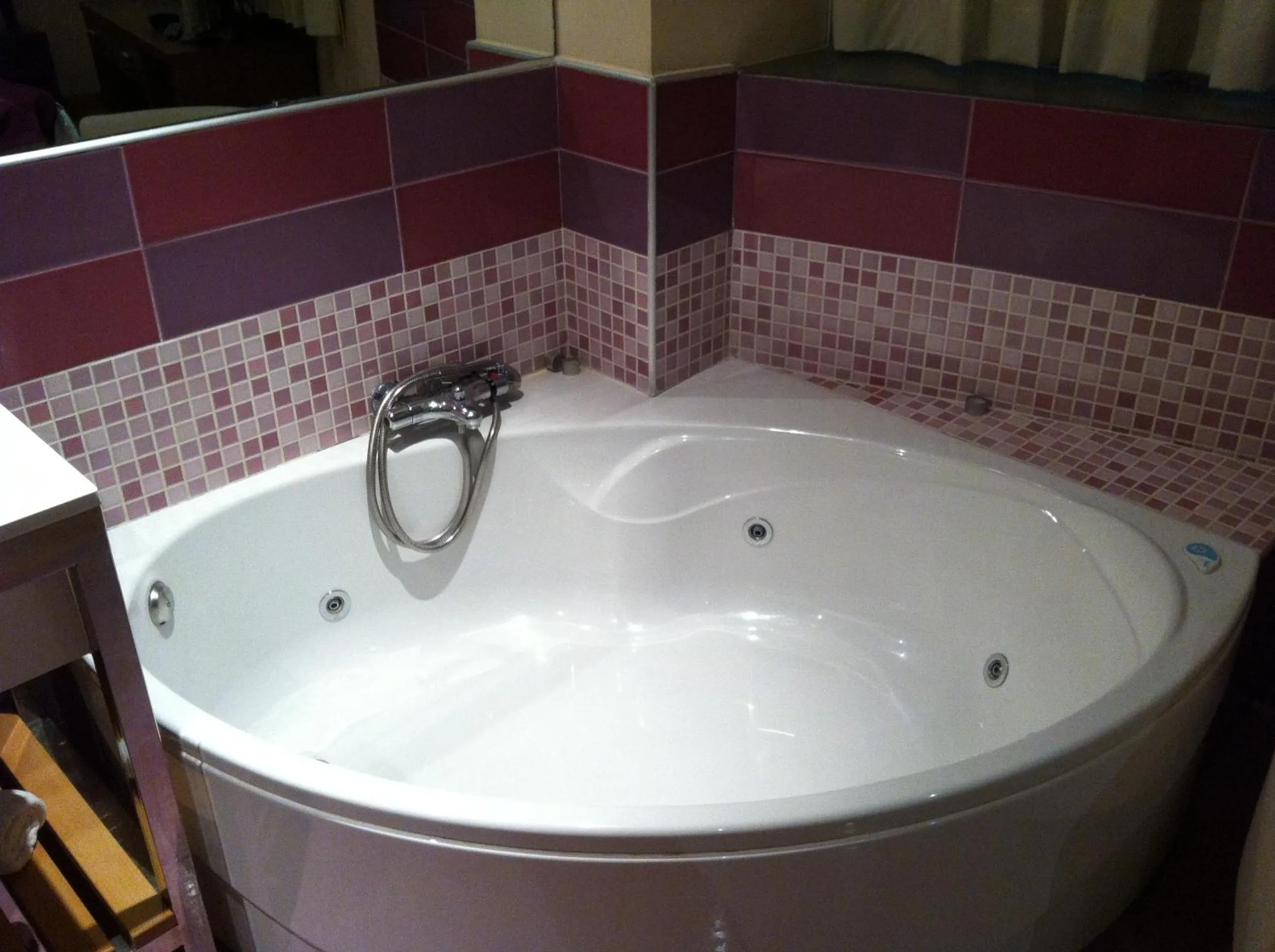 Bathroom in Hotel El Cruce Moraleda