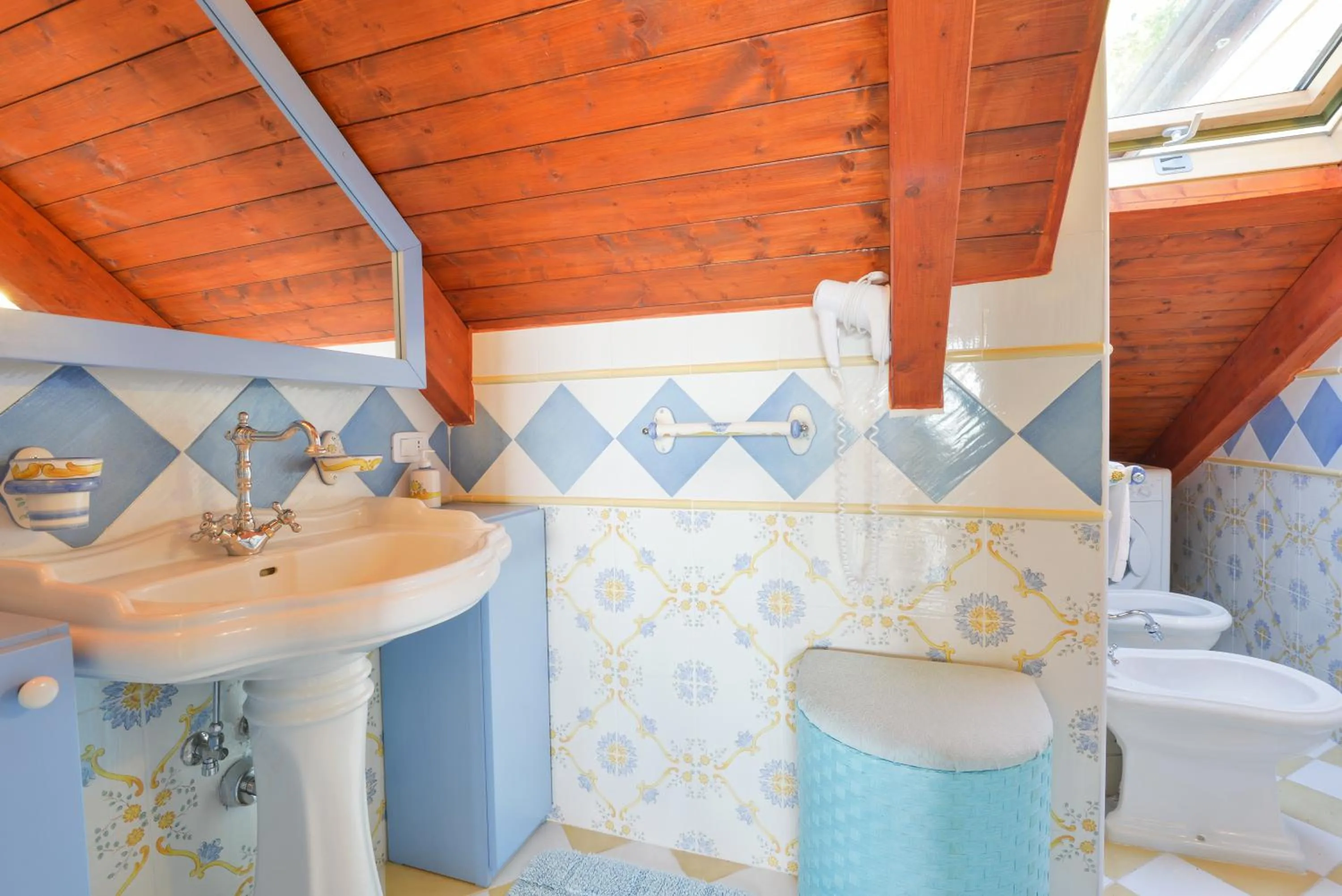 Bathroom in Villa Elaia