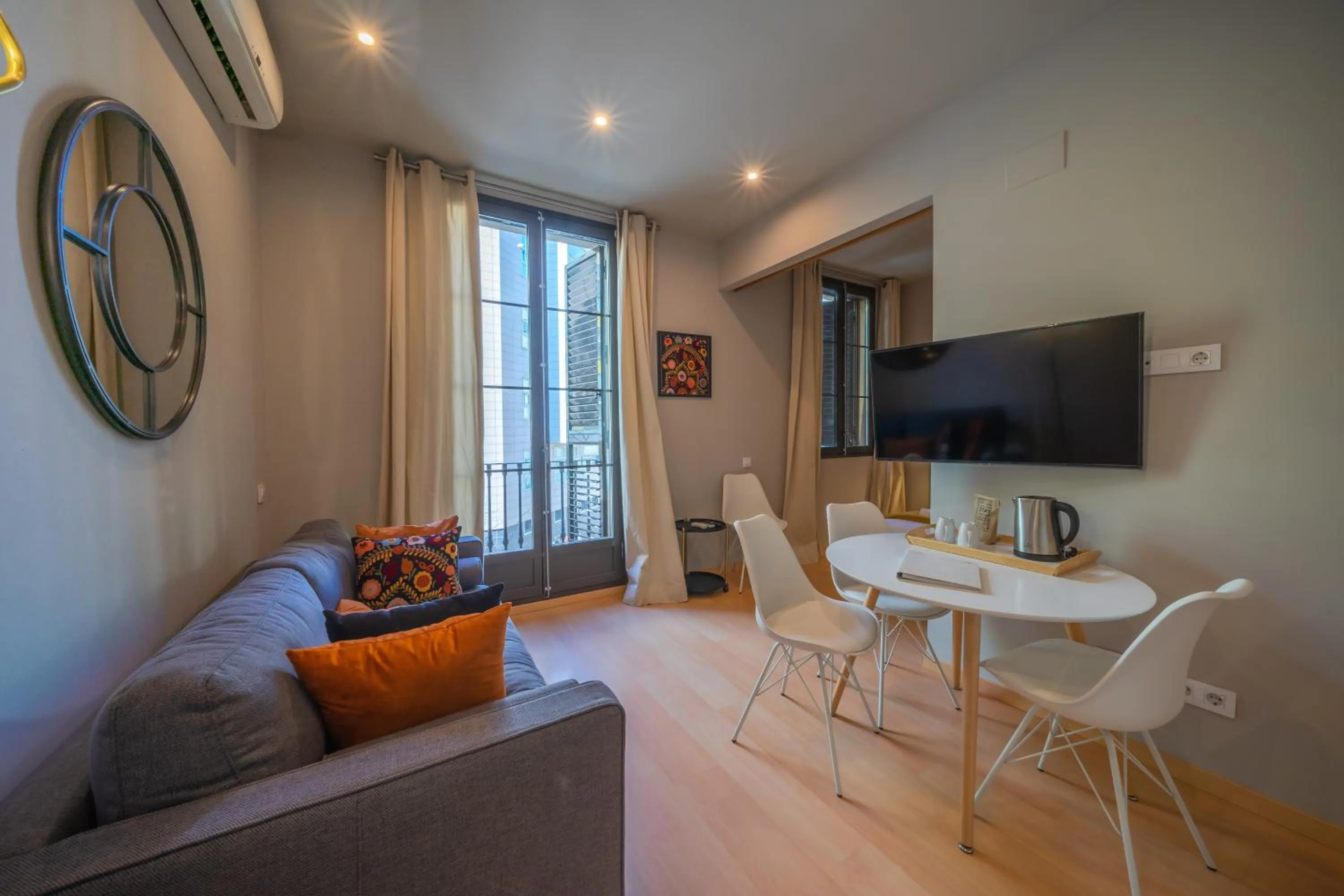 TV and multimedia in Bonavista Apartments - Eixample