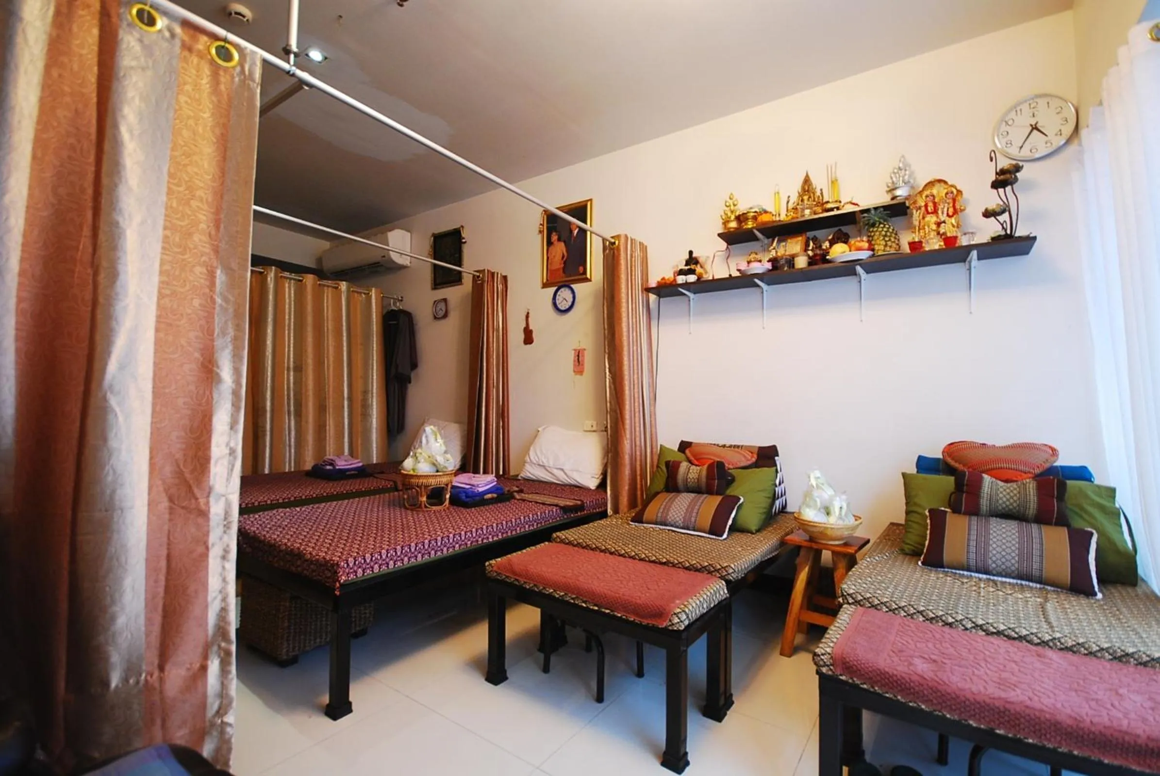 Spa and wellness centre/facilities in The Embassy Sathorn