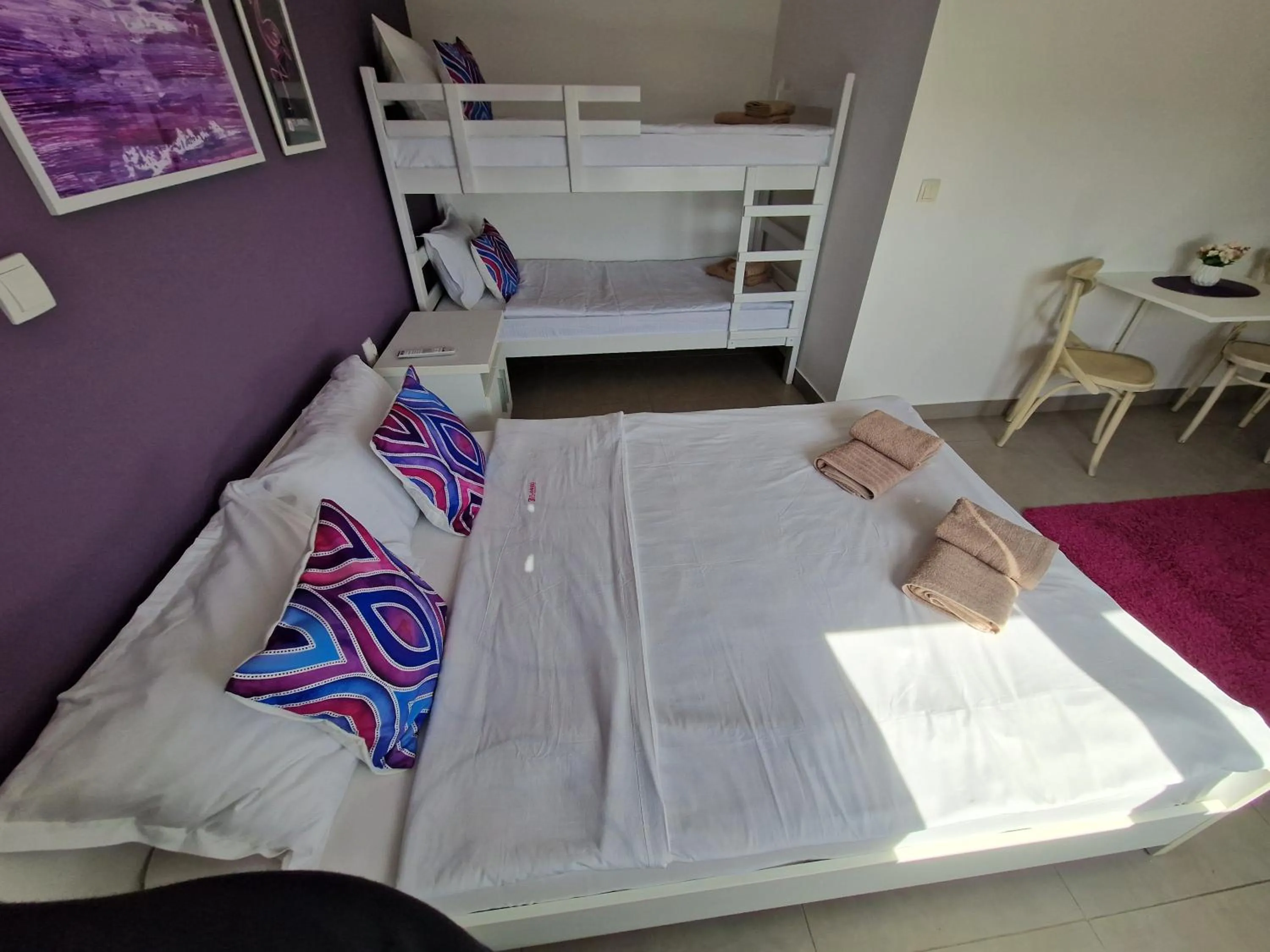 Photo of the whole room, Bed in Flamingo Resort