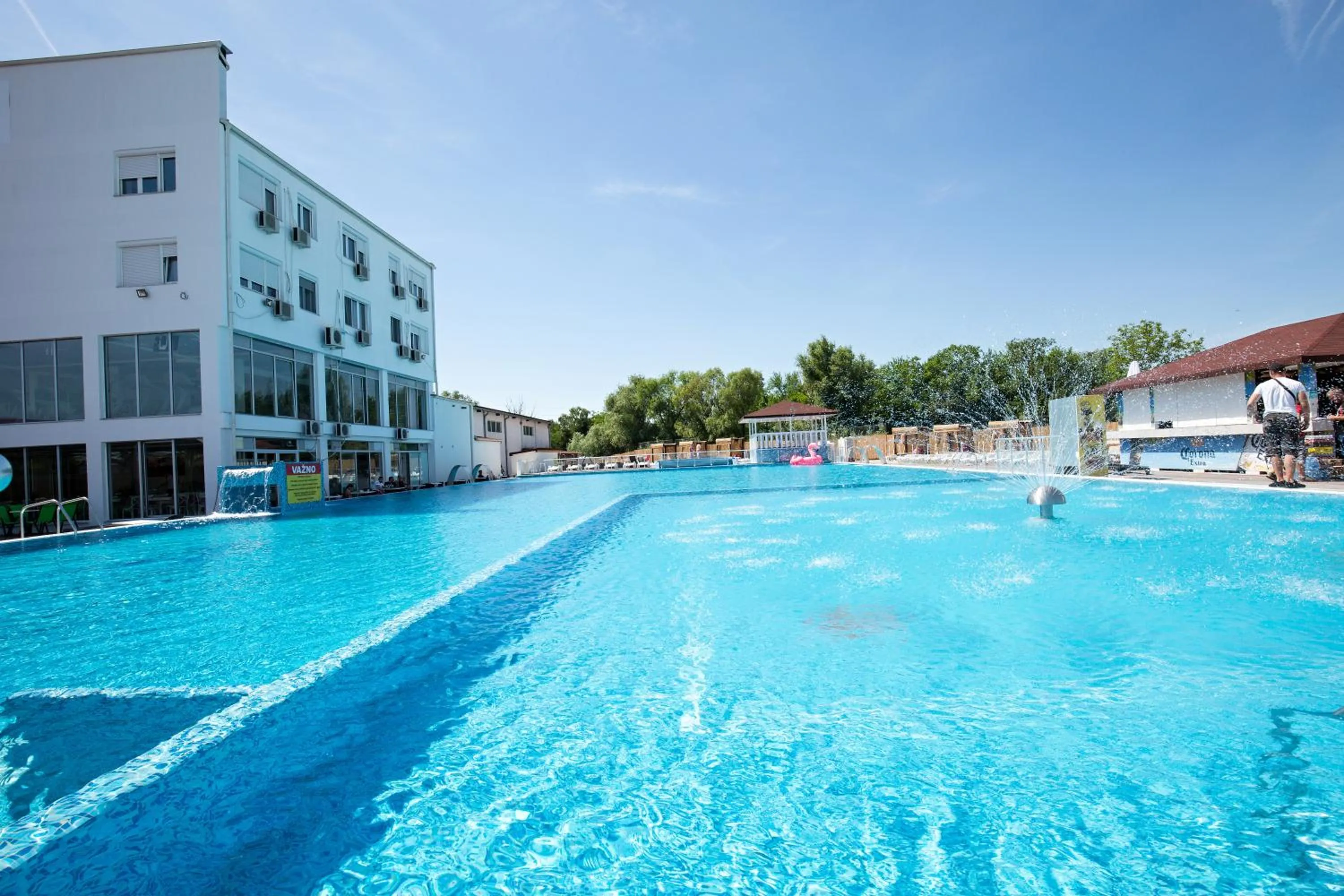 Swimming pool in Flamingo Resort