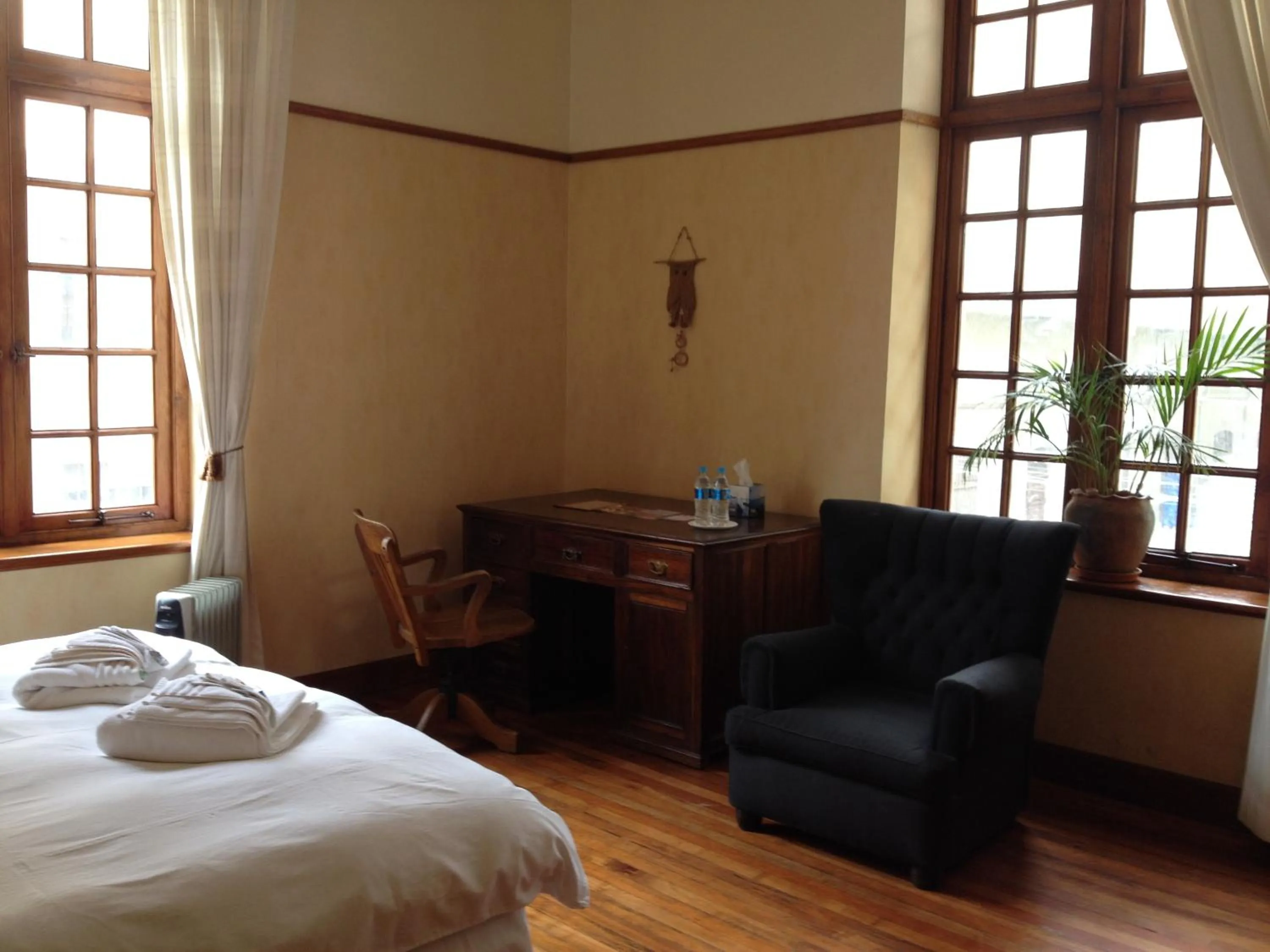 Photo of the whole room, Bed in Hotel Boutique El Consulado