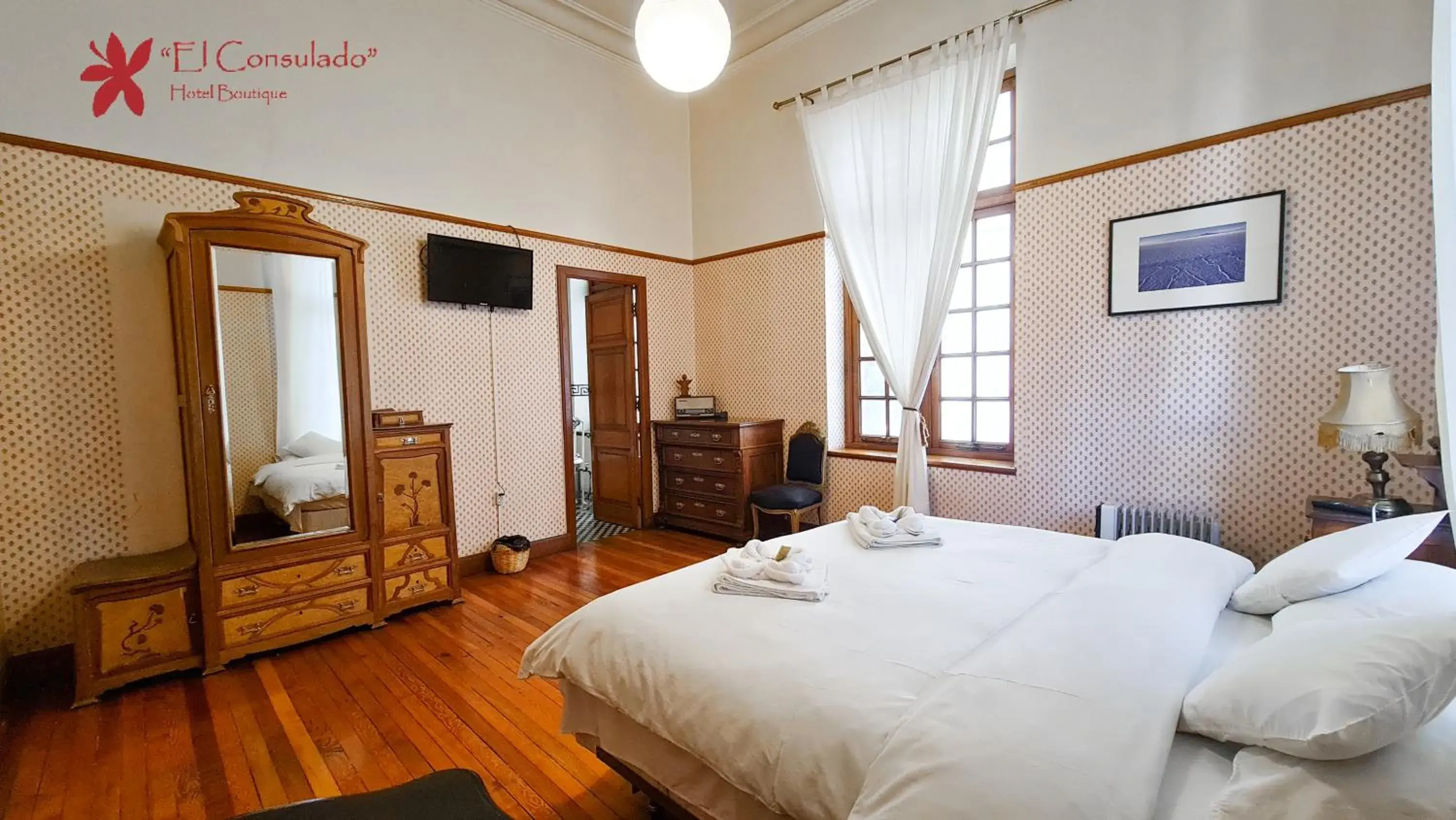 Deluxe Double Room with Bath in Hotel Boutique El Consulado Deluxe Double Room with Bath in Hotel Boutique El Consulado