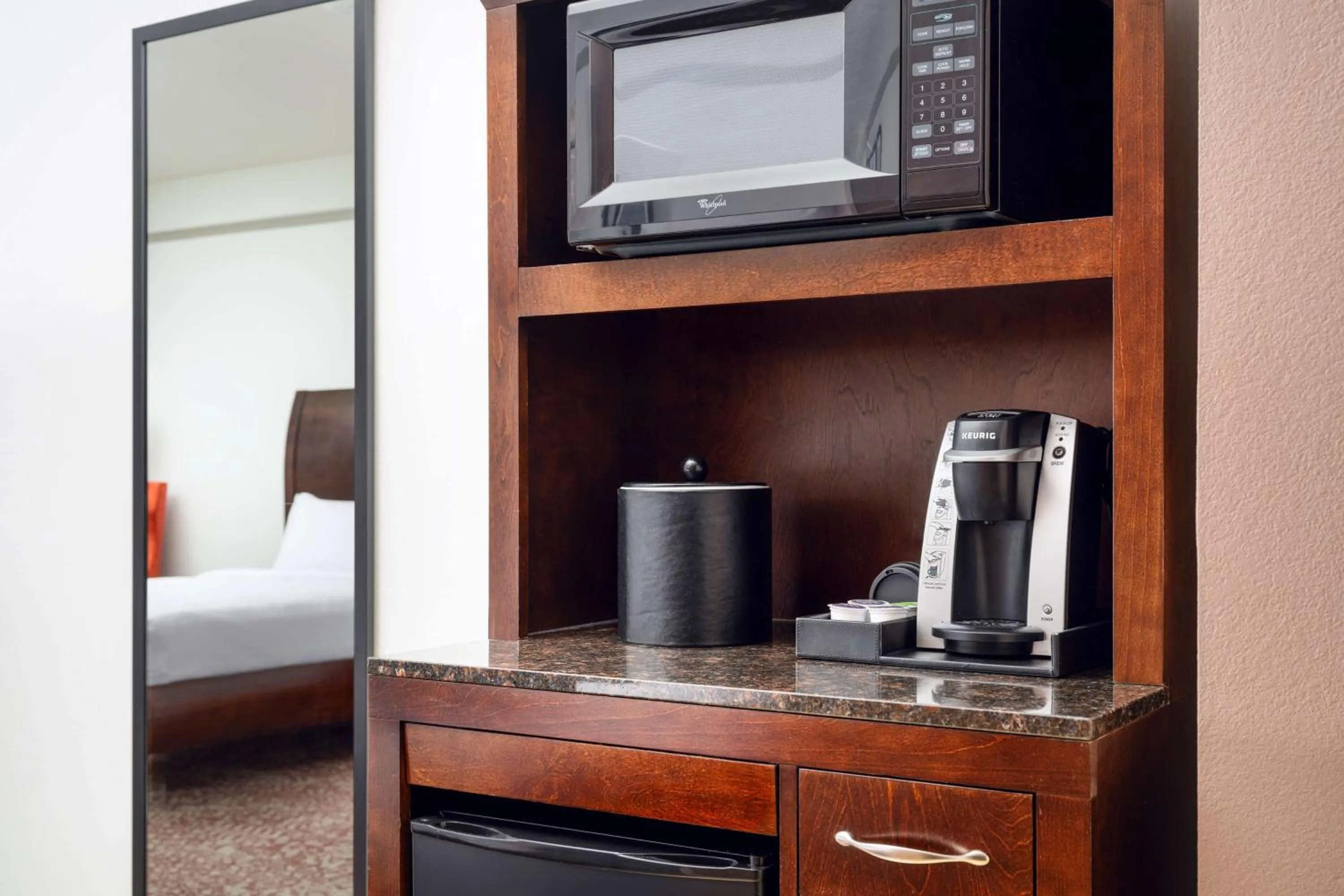 Photo of the whole room in Hilton Garden Inn El Paso Airport