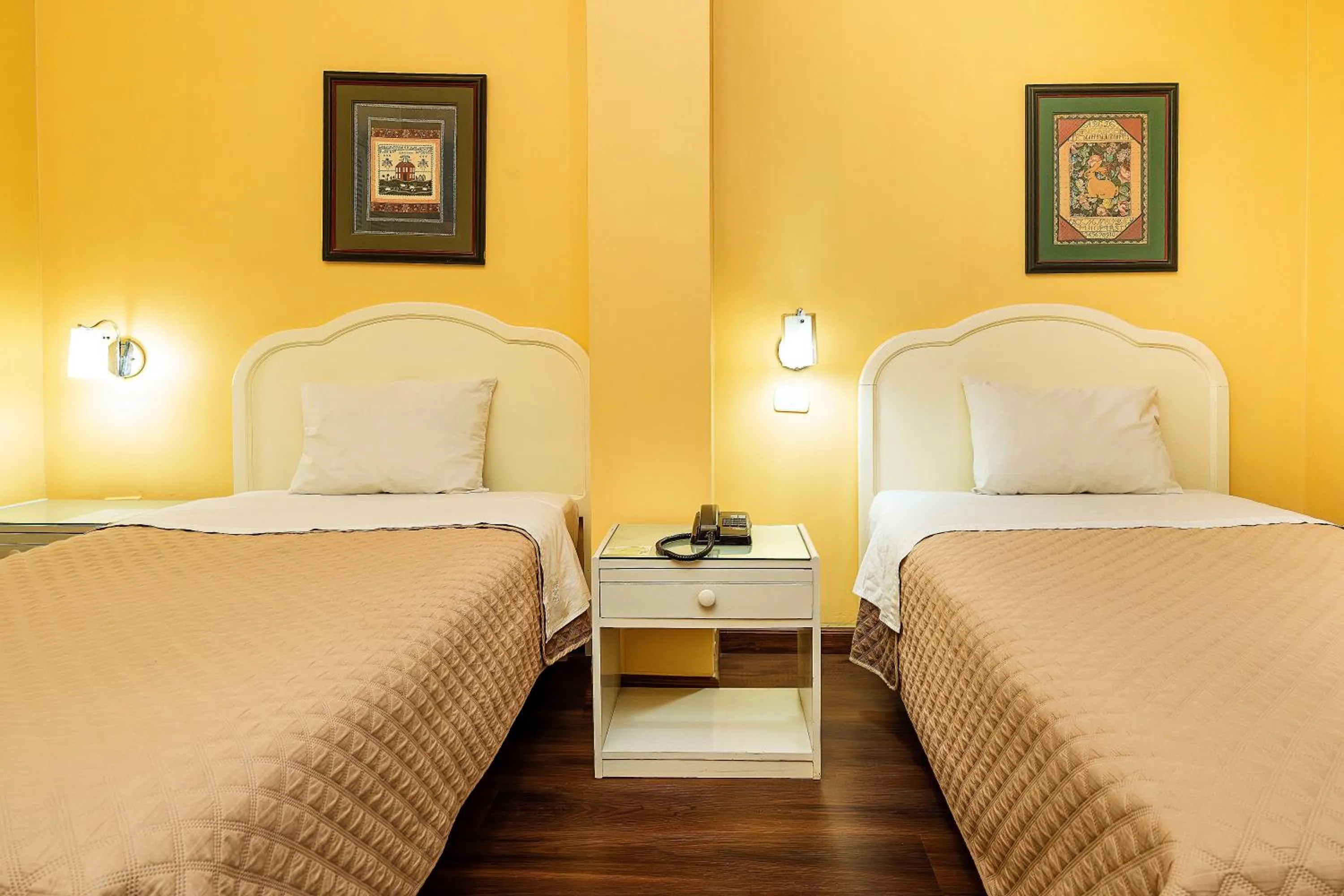 Bed in Gran Bolivar Hotel - Trujillo, Perú