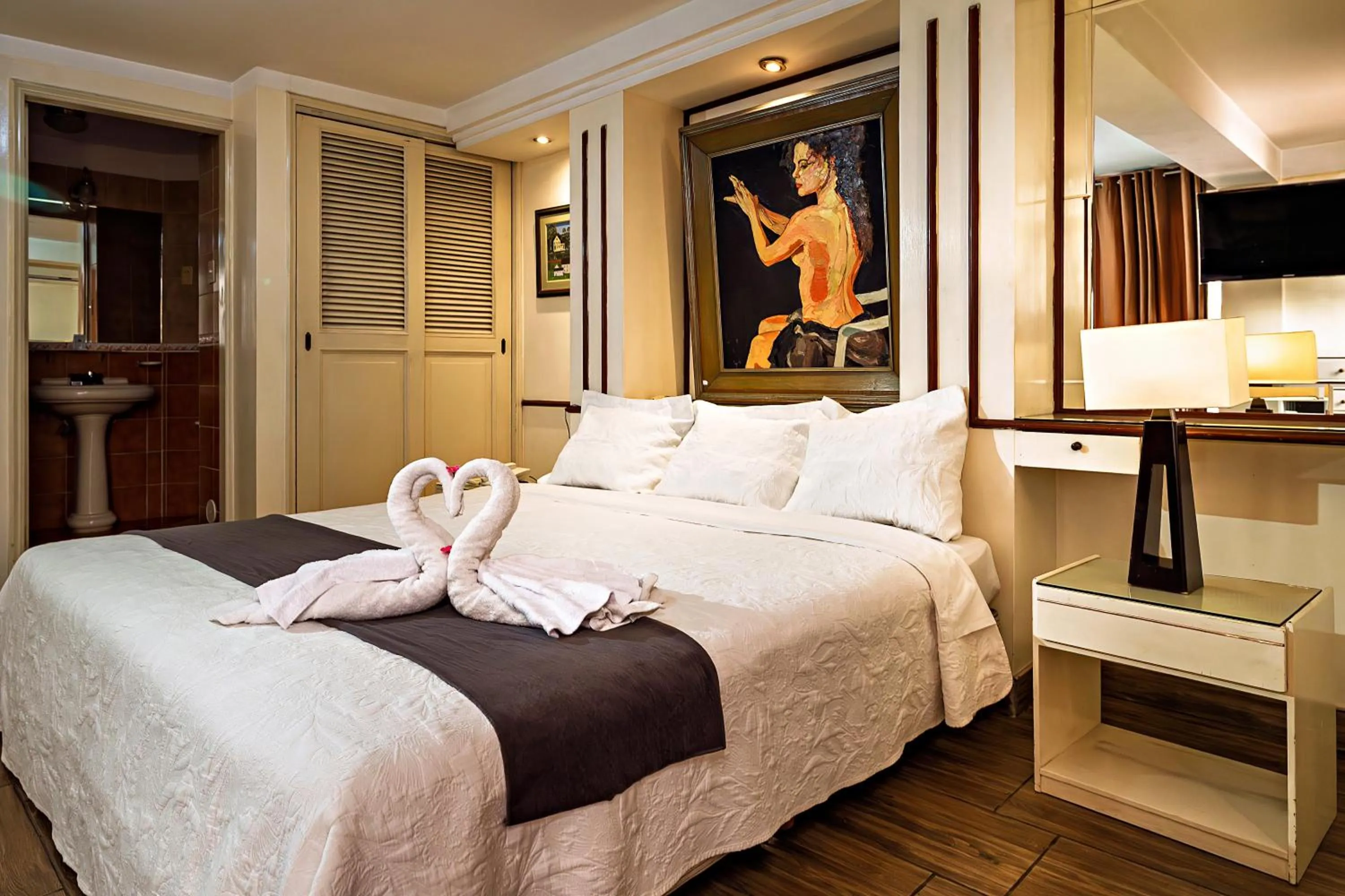 Bed in Gran Bolivar Hotel - Trujillo, Perú