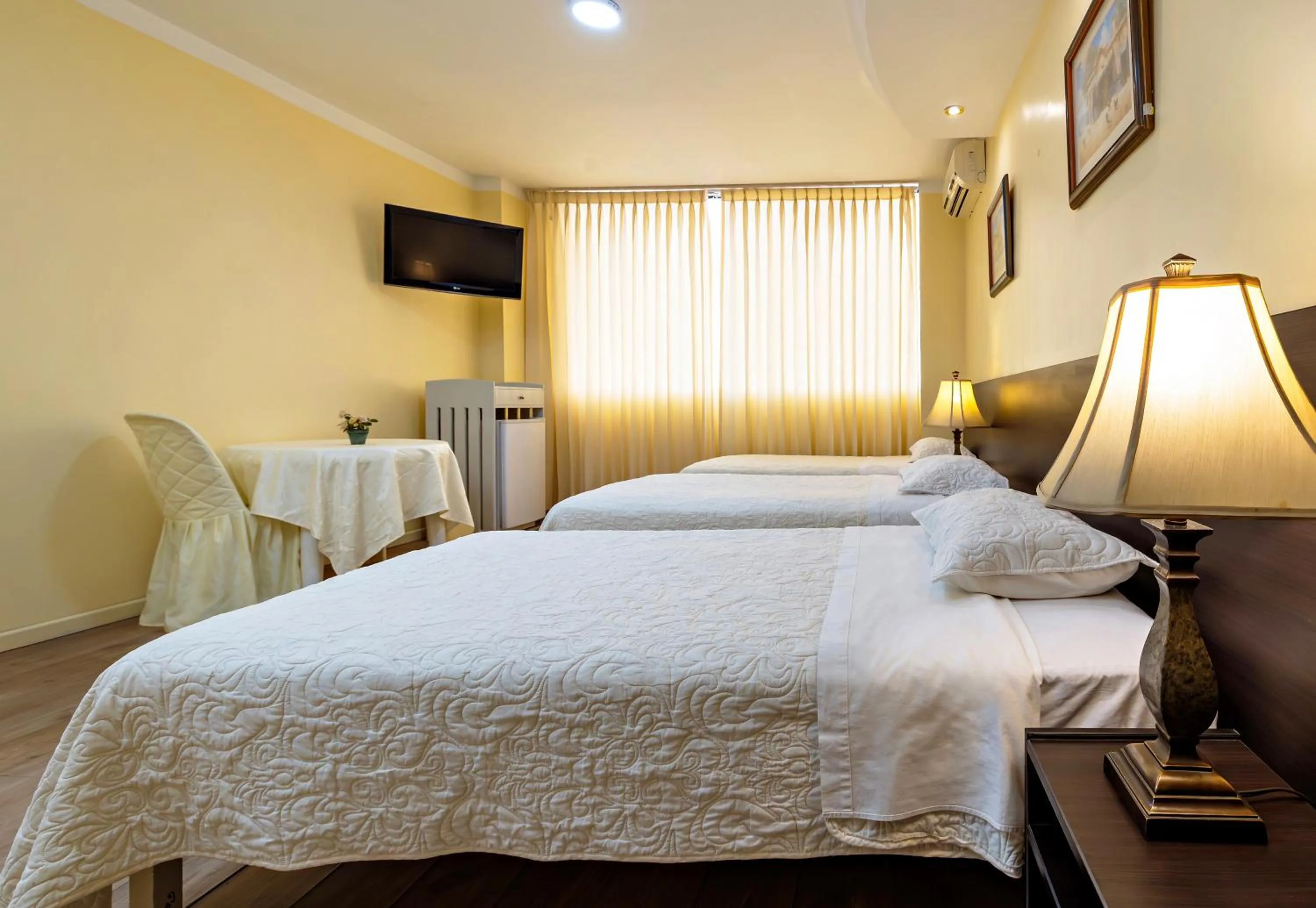 Bed in Gran Bolivar Hotel - Trujillo, Perú