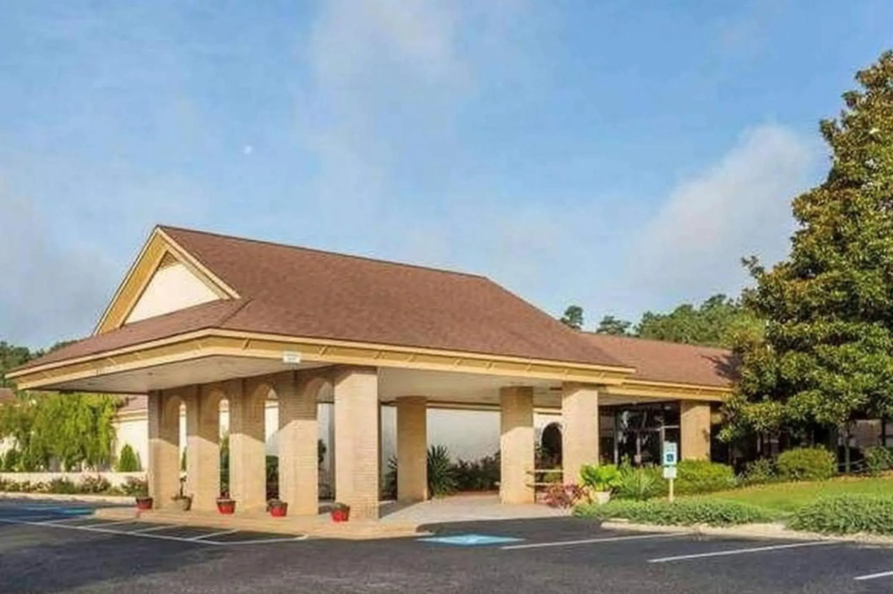 Clarion Inn Southern Pines - Pinehurst Clarion Inn Southern Pines - Pinehurst