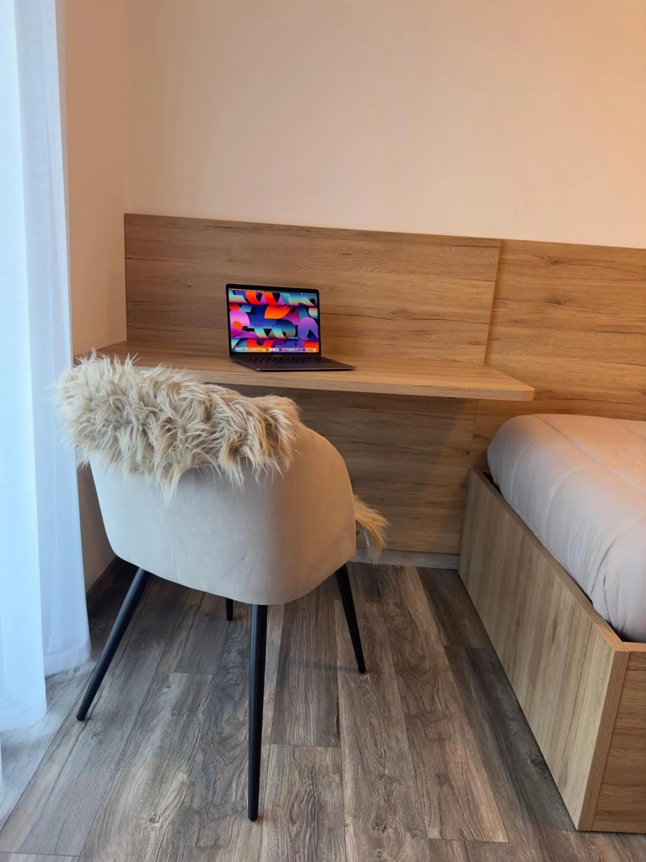 Bathroom, Bed in Hotel Zeni